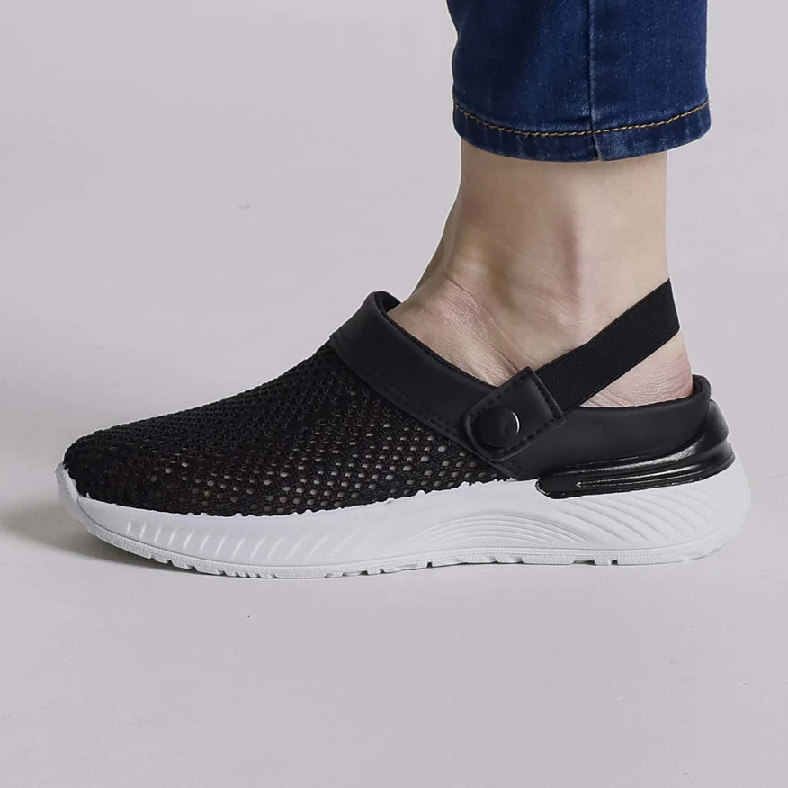 Comfortable women's saboot Black