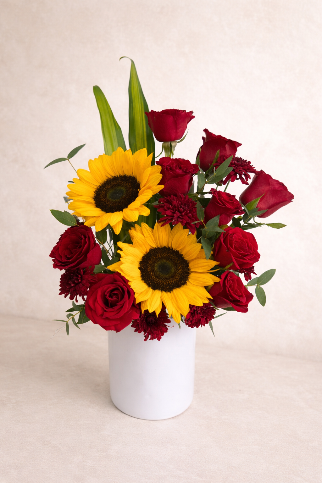 Arreglo de Girasoles Y Rosas