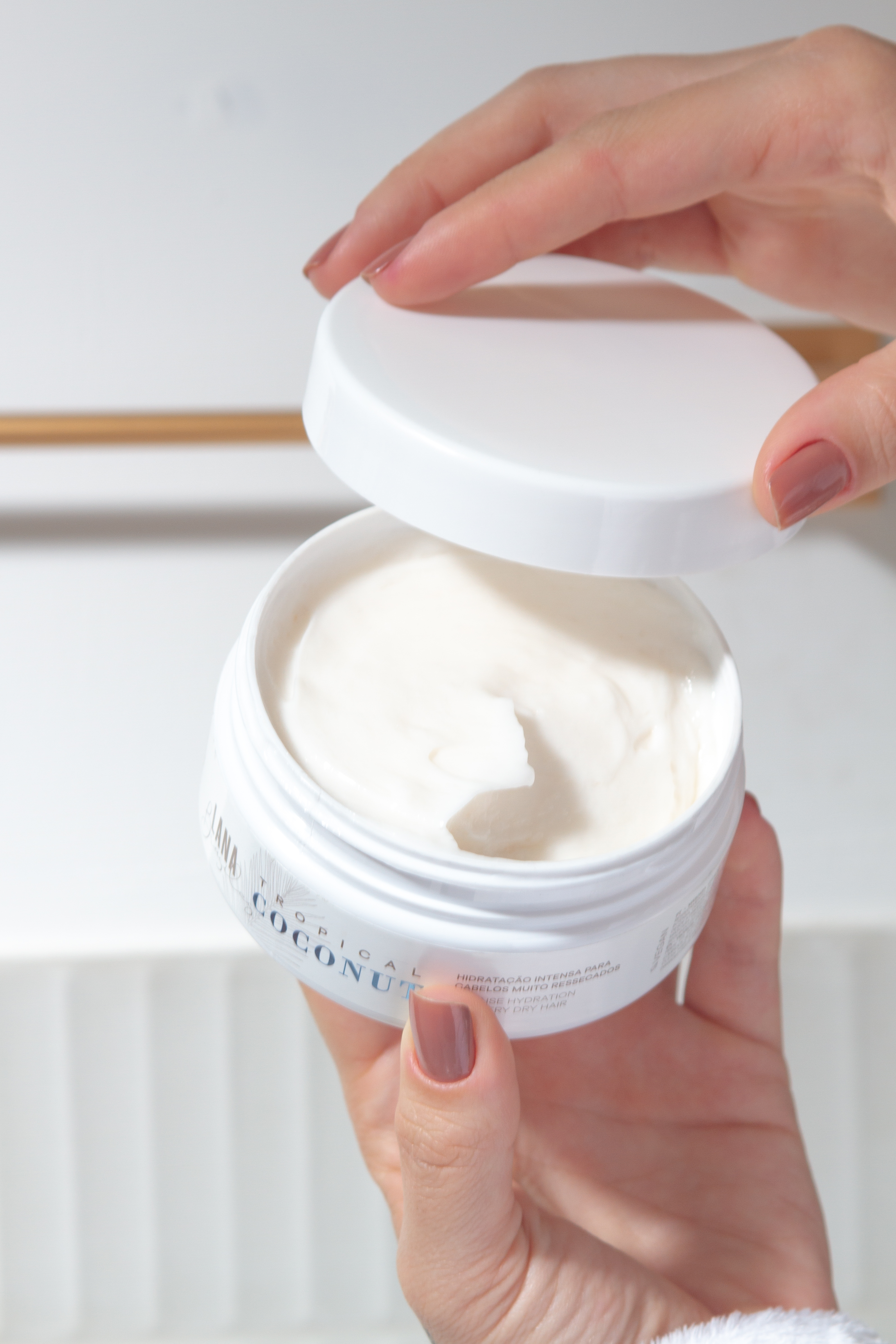 Máscara Capilar Tropical Coconut De Hidratação Intensa - 200g