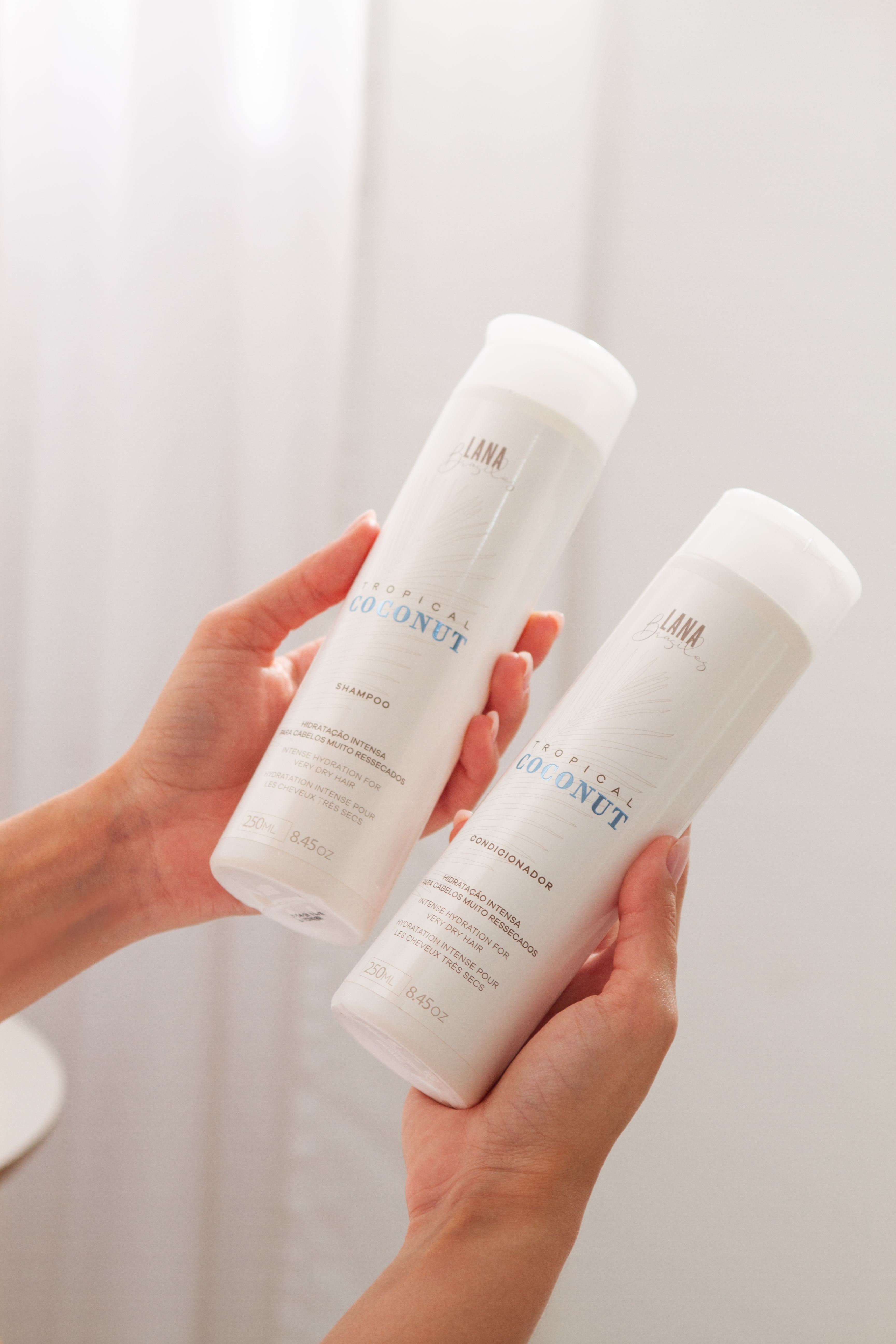 Shampoo E Condicionador ultra-hidratante Tropical Coconut - 250ml