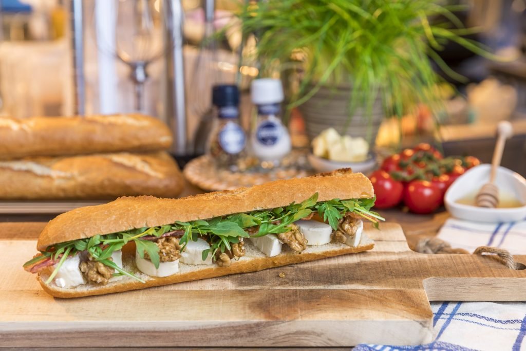 Belegd broodje geitenkaas