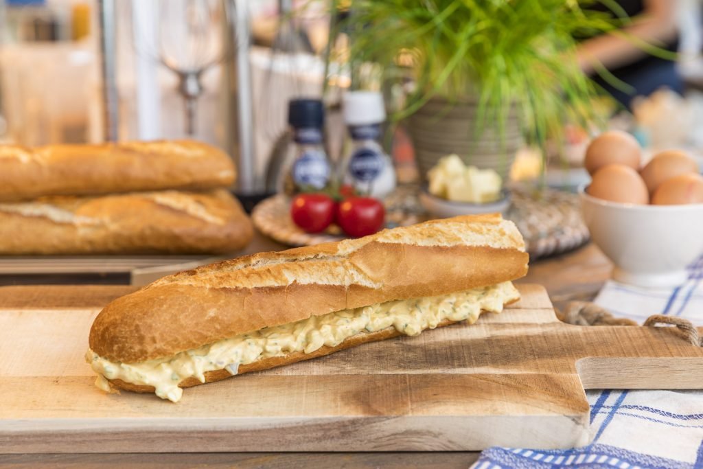 Belegd broodje basic 3 (Filet Americain - Eiersalade - Tonijnsalade - Kruidenroomkaas)