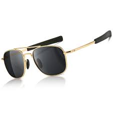 Gold Frame Aviator Sunglasses