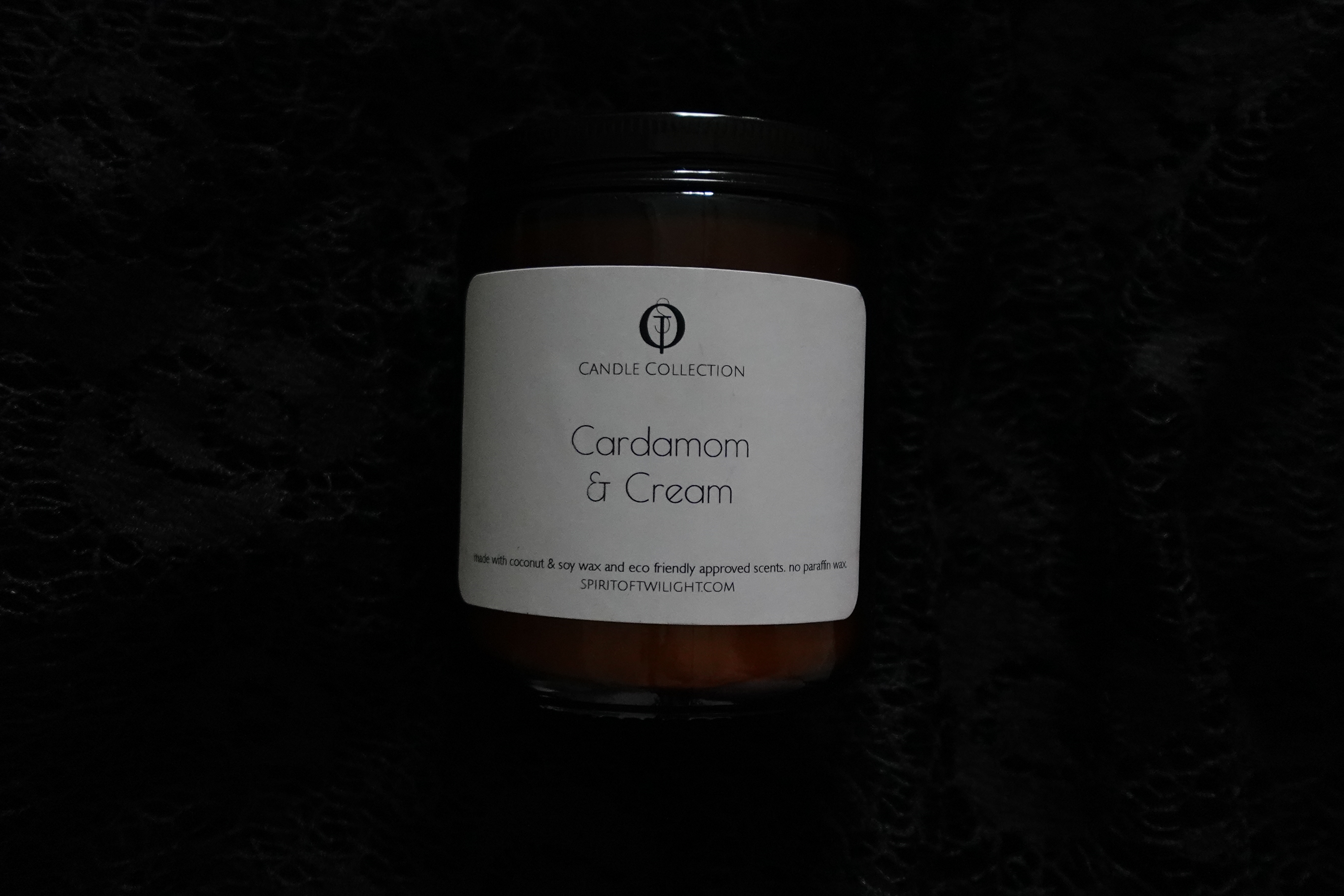 Cardamom & Cream 8oz Candle