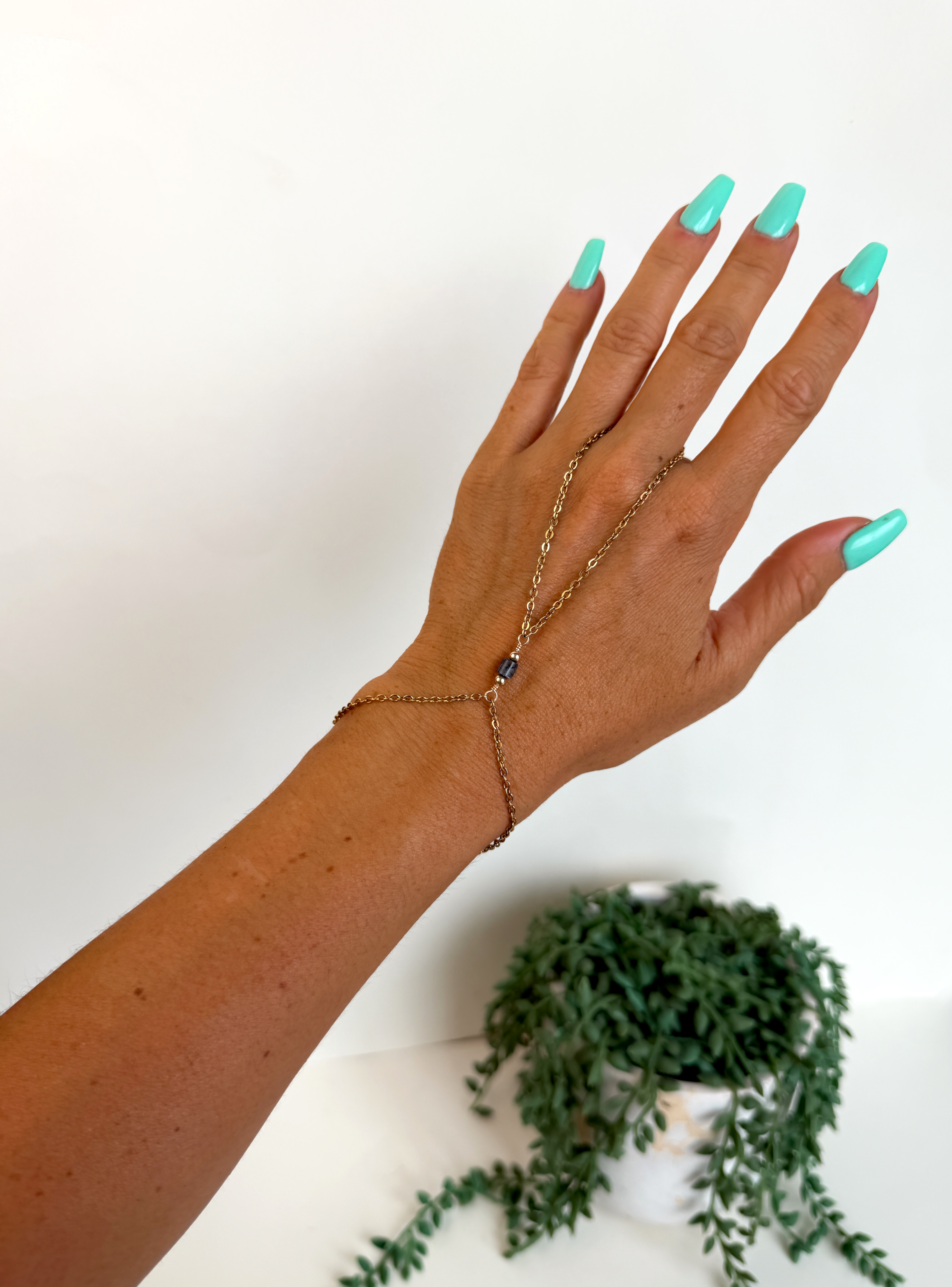 Labrodorite & Gold Filled Bead Handchain