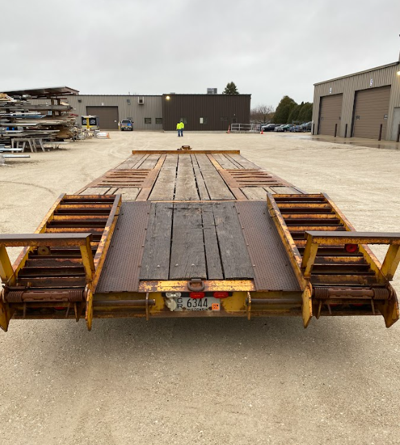 1994 Dynaweld 10-Ton Equipment Trailer