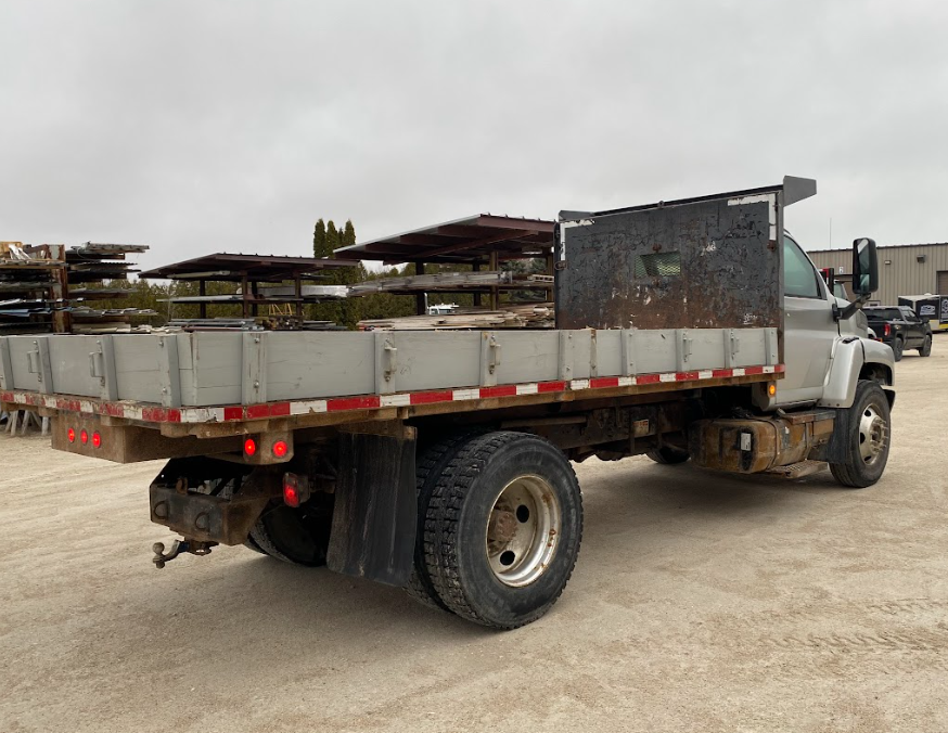 2003 Chevrolet 6500 Dump Truck