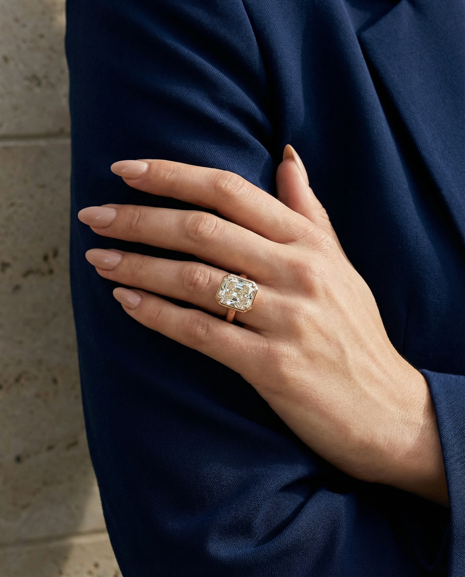 Elegant Gold Diamond Ring