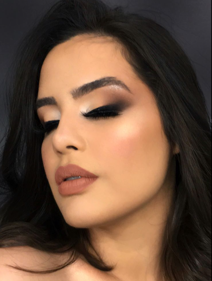 Maquiagem Clássica