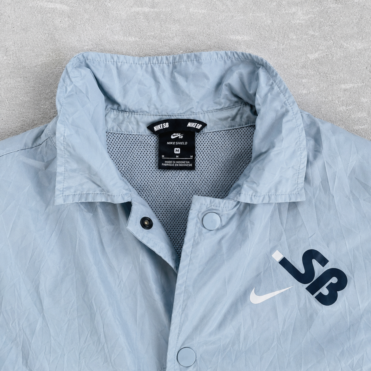 Nike SB Shield Windbreaker