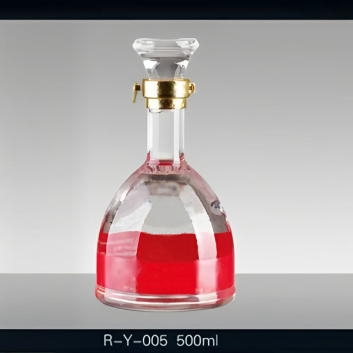 Elegant Glass Decanter