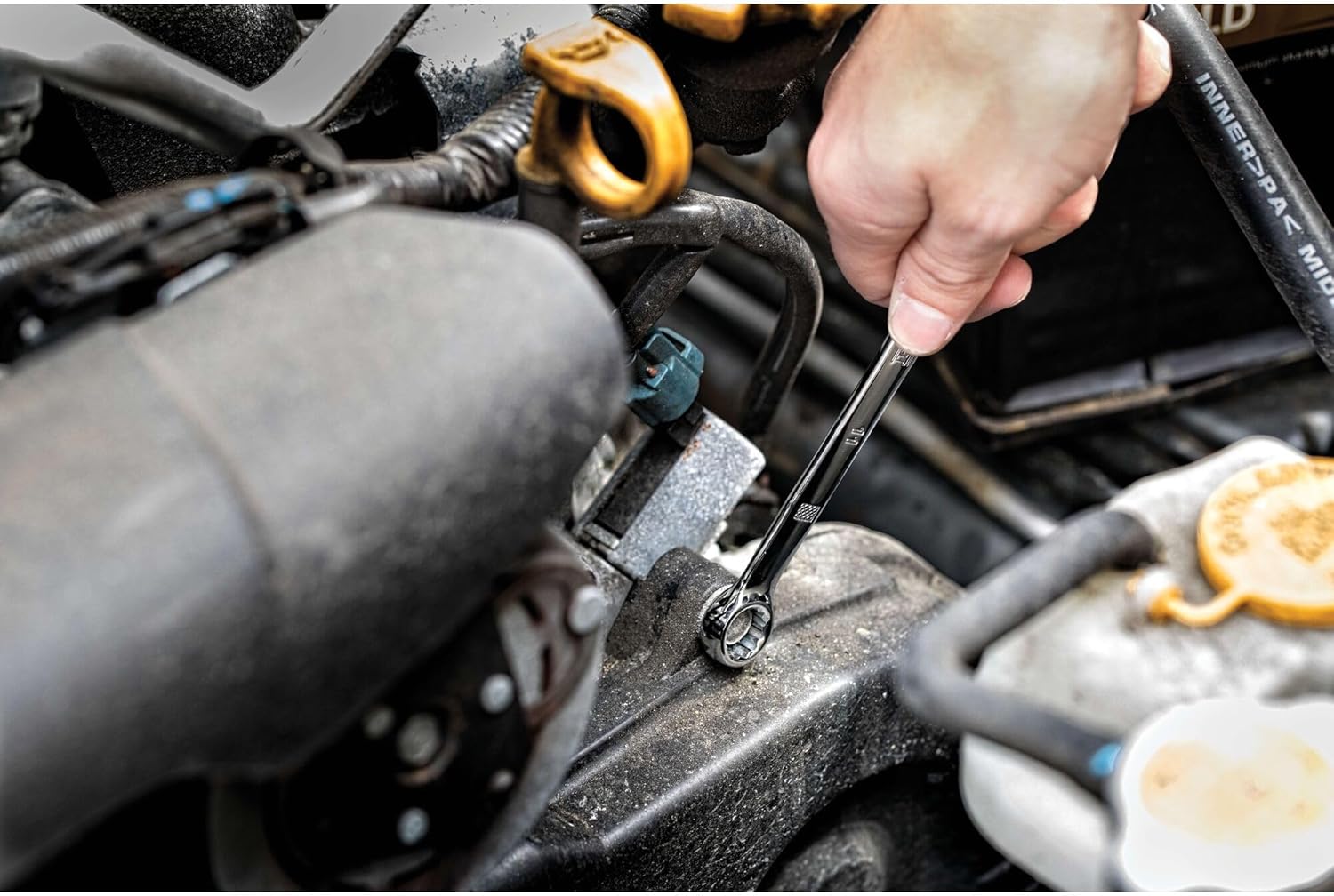 DEWALT Mechanic Tool Set, 247-Piece, 1/4 in., 3/8 in. and 1/2 in. Drive, SAE, Ratchets, Sockets, Hex Keys, Combination Wrenches, Polish Chrome Finish (DWMT81535)