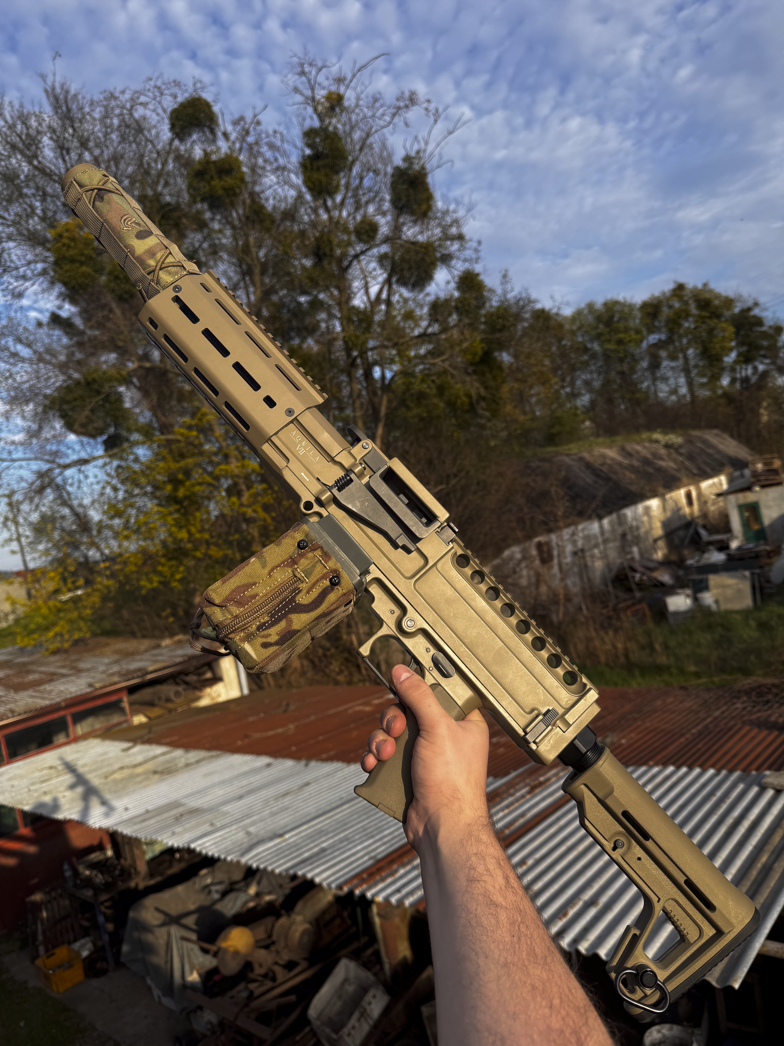 Aquila VII LMG - TAN Secutor