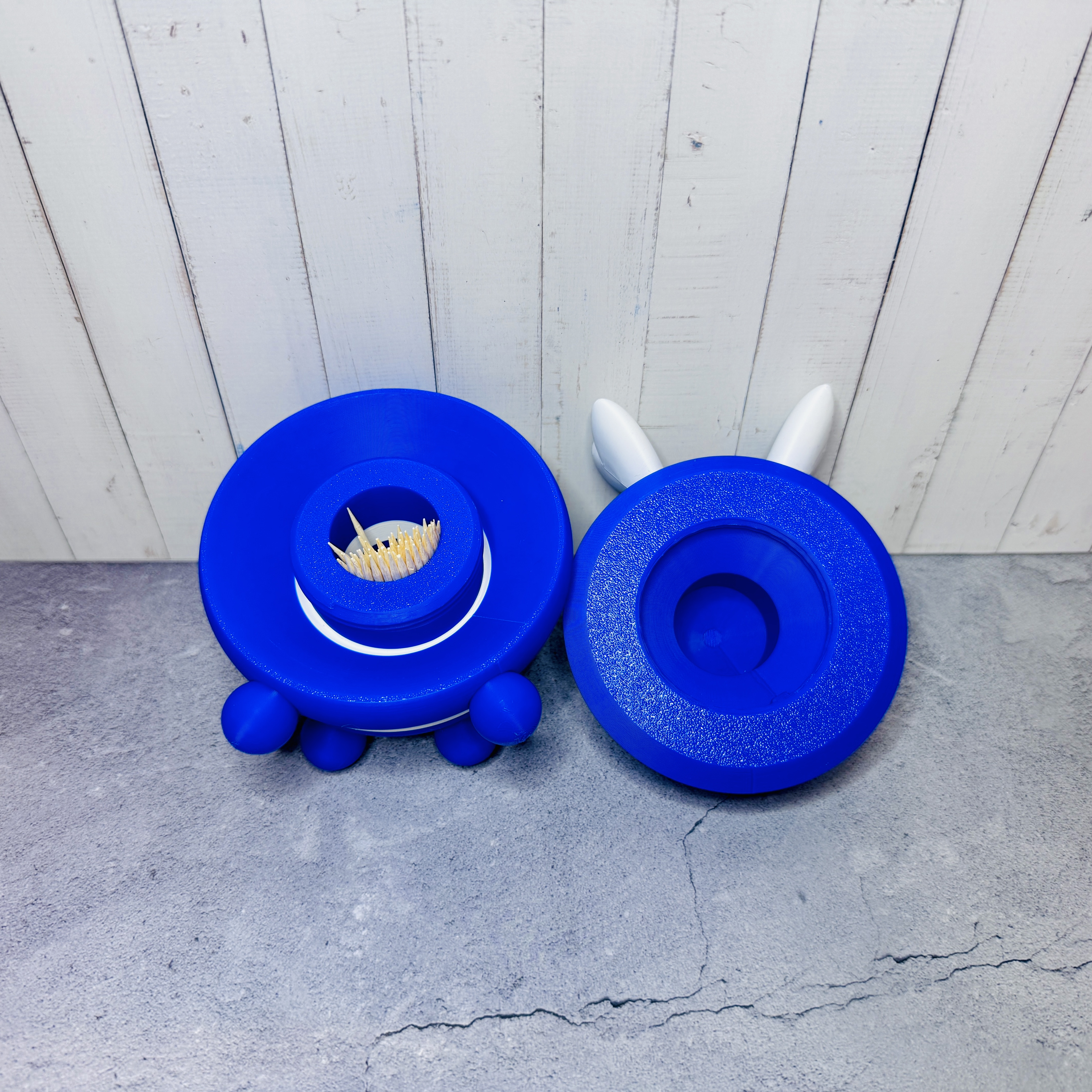 Zahnstocher Spender Hummel Biene “Horstie" - 3D gedruckt - auch was für Fußballfans blau-weiß