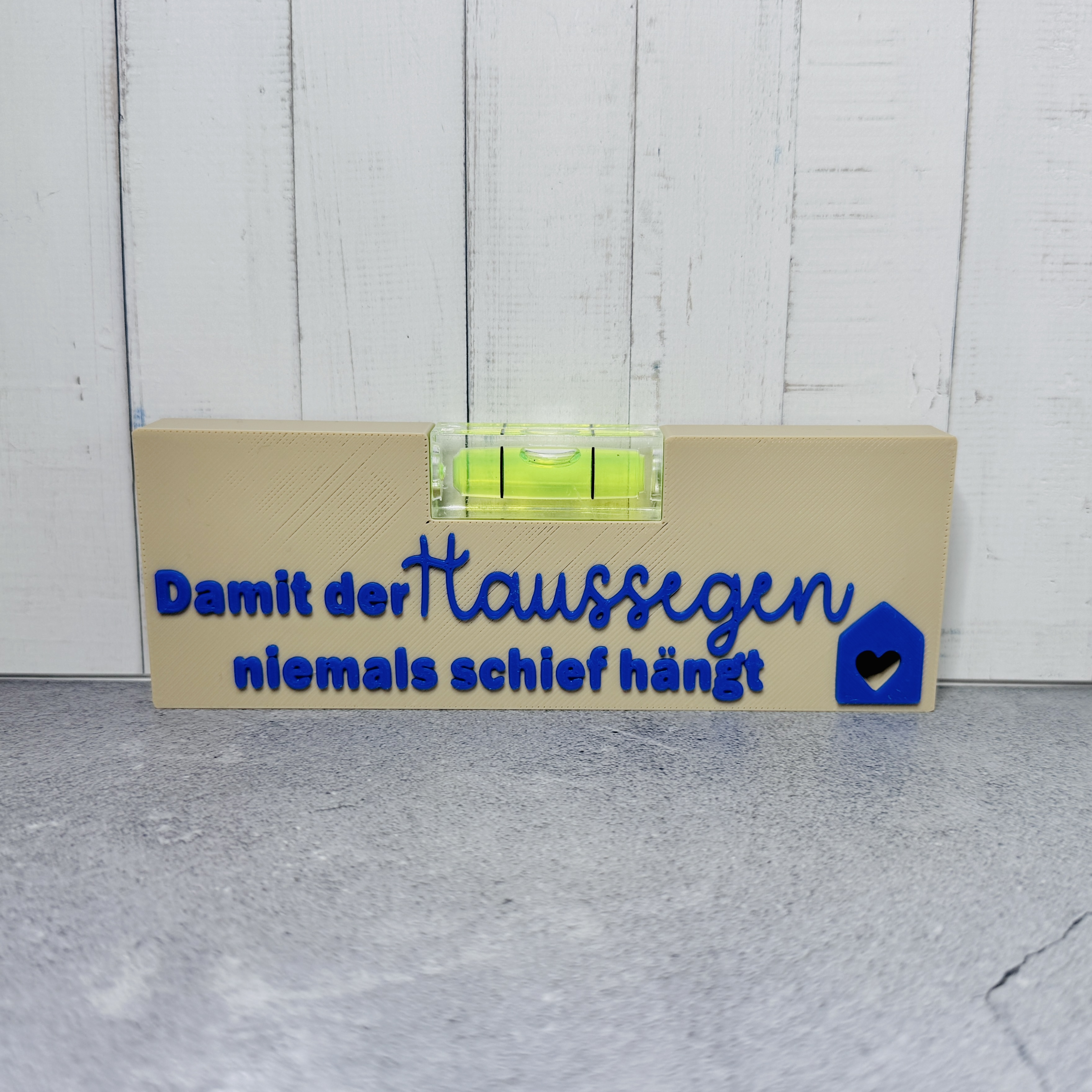 Ein kleines liebvolles Geschenk zum Vatertag in eiche und blau | Wasserwaage | Papa | Opa | Handwerker | Geschenk