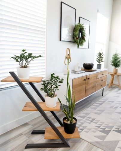 Suporte Moderno para Vasos de Plantas