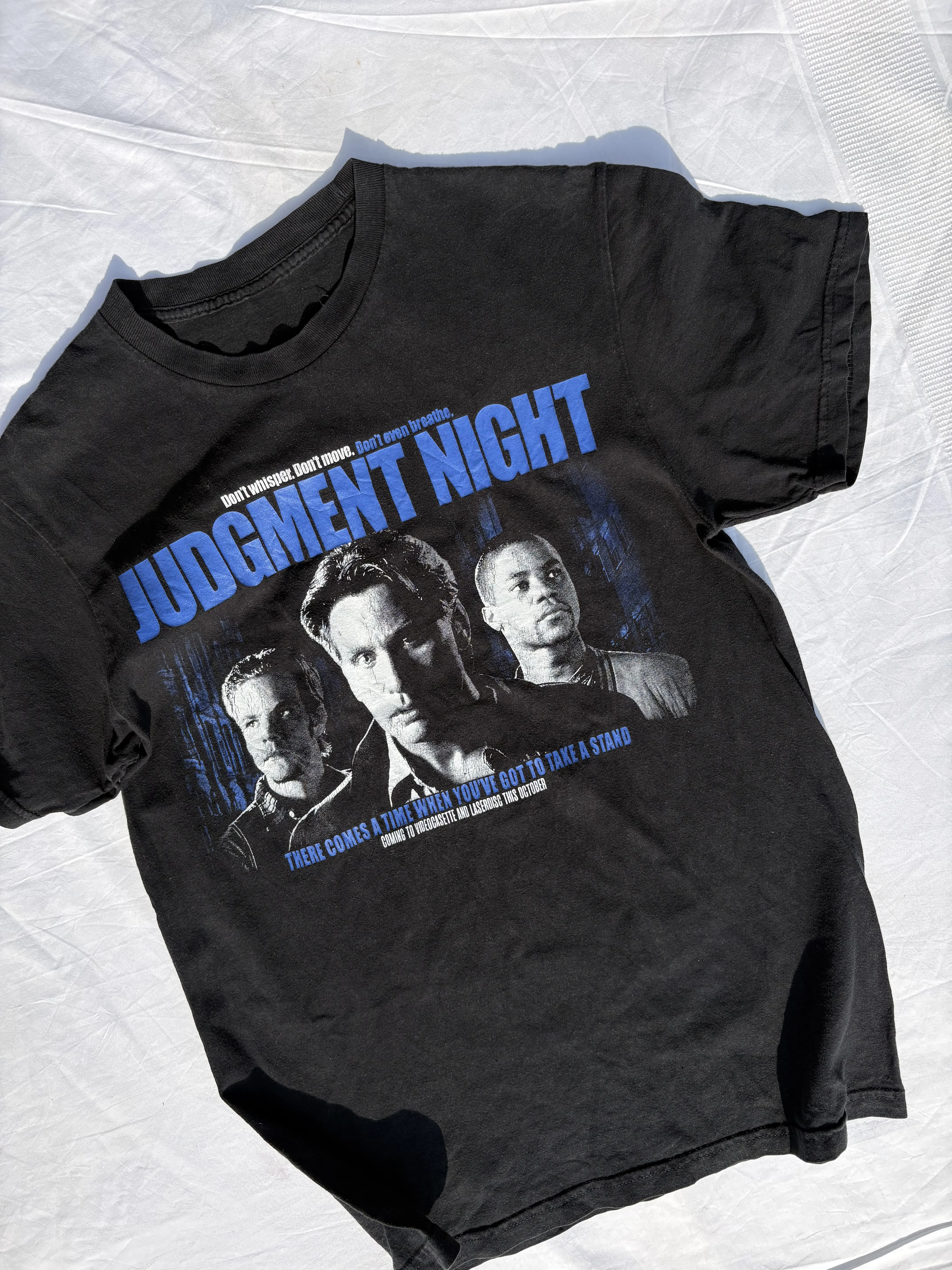 Judgement Night Graphic T-shirt (L)