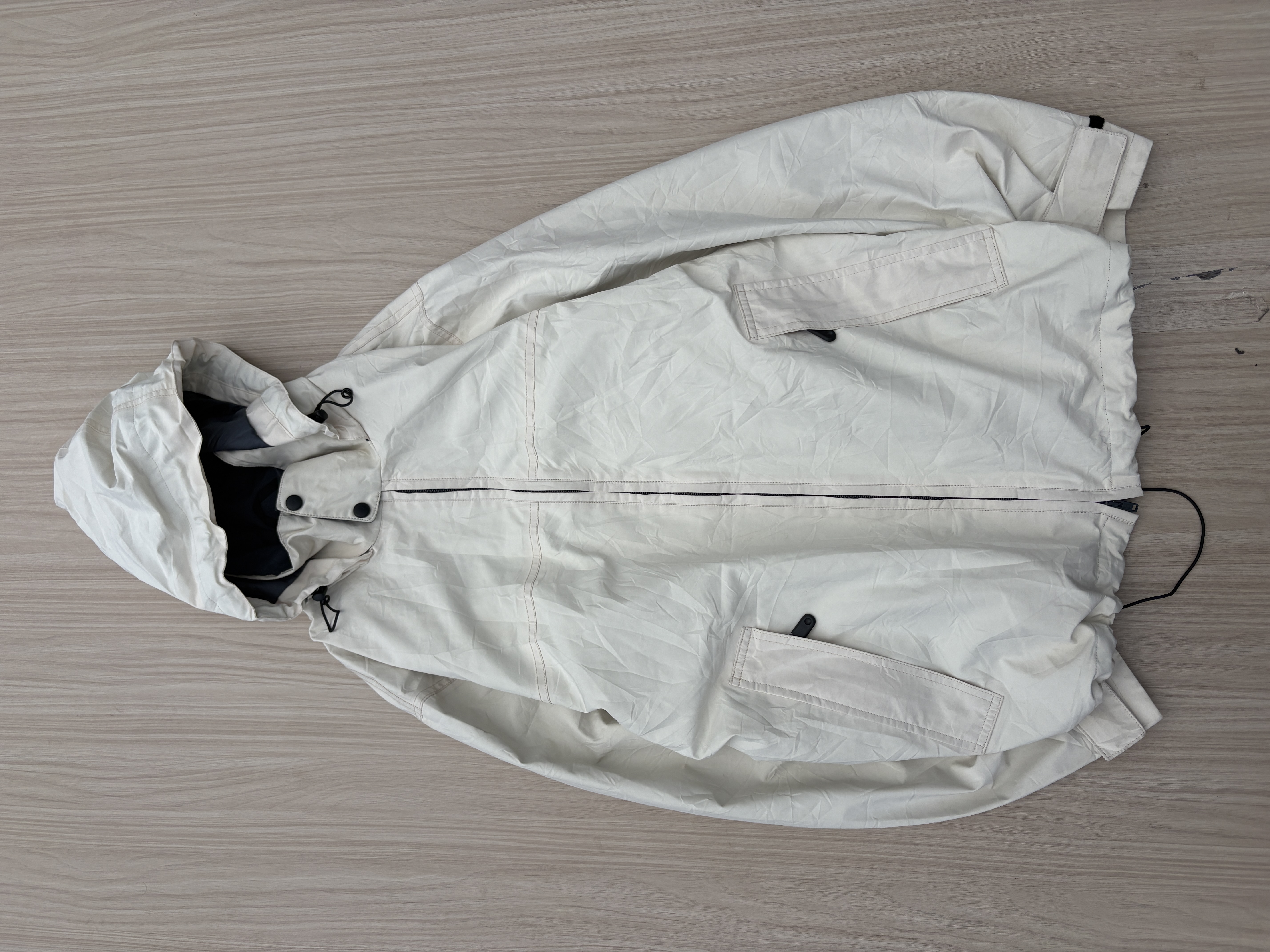 SKILA Gorpcore Wind-Breaker 