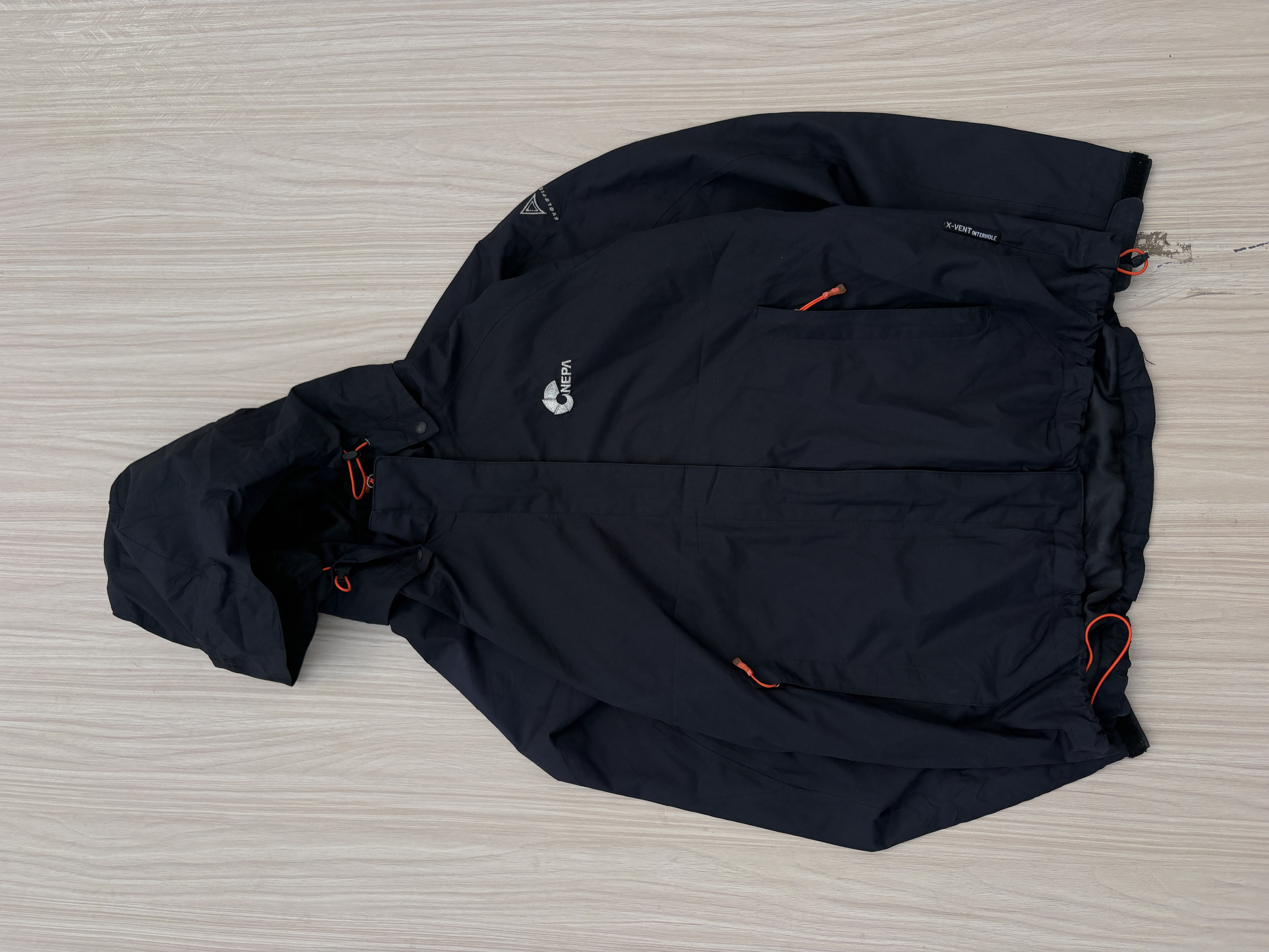 NEPA Gorpcore Wind-Breaker 