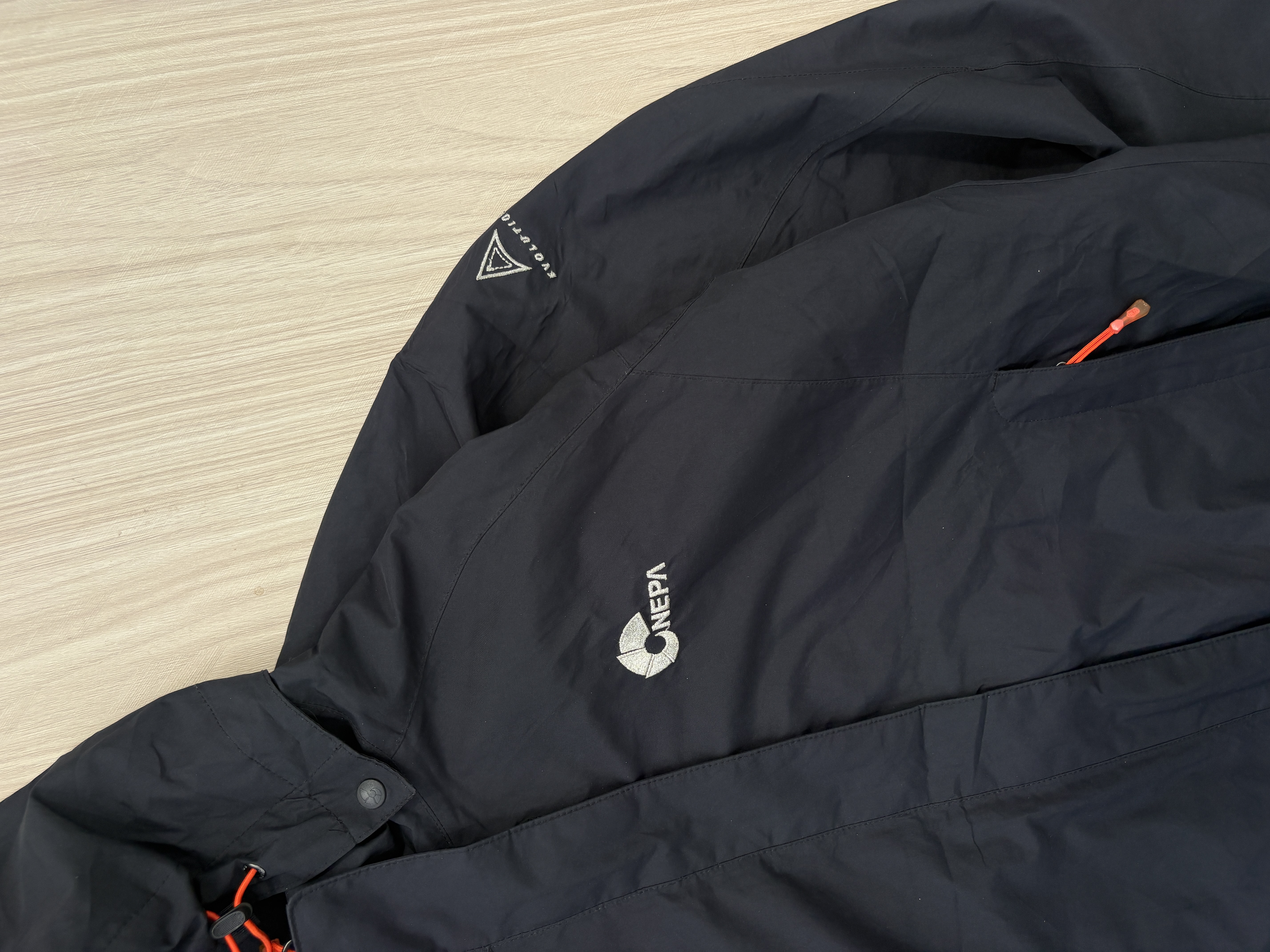 NEPA Gorpcore Wind-Breaker 
