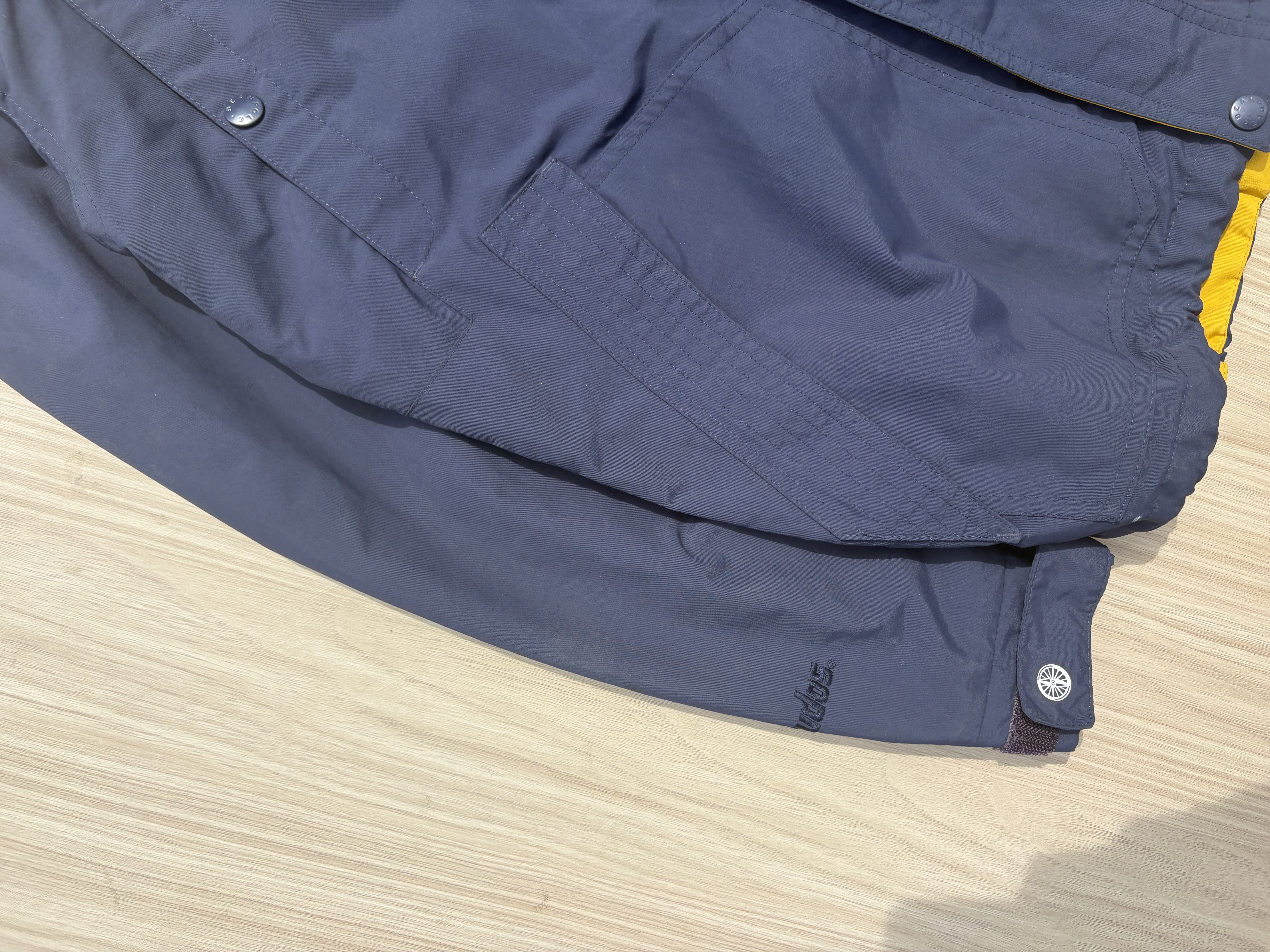 Bean Pole Gorpcore Wind-Breaker