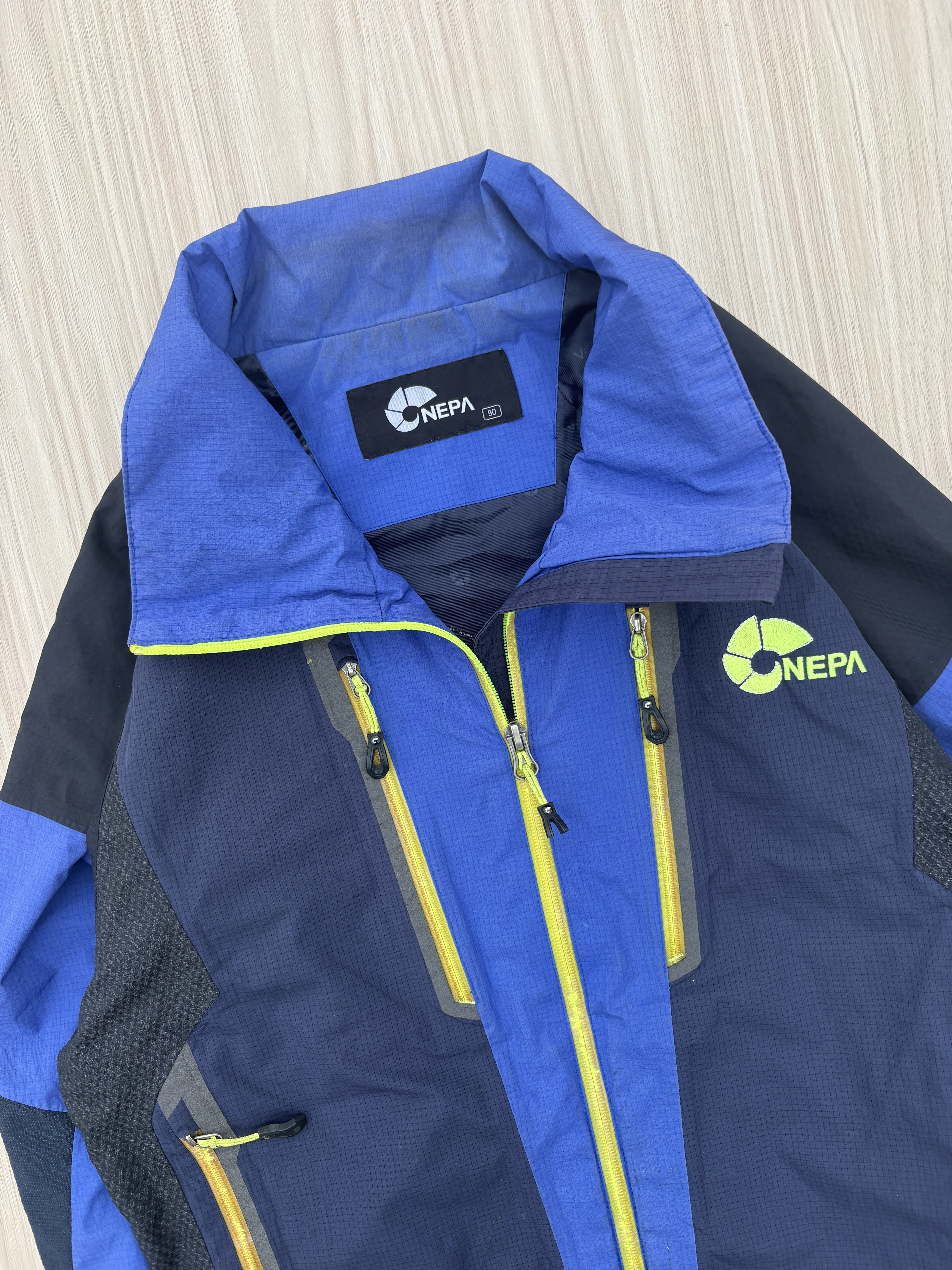 NEPA Gorpcore Wind - Breaker 