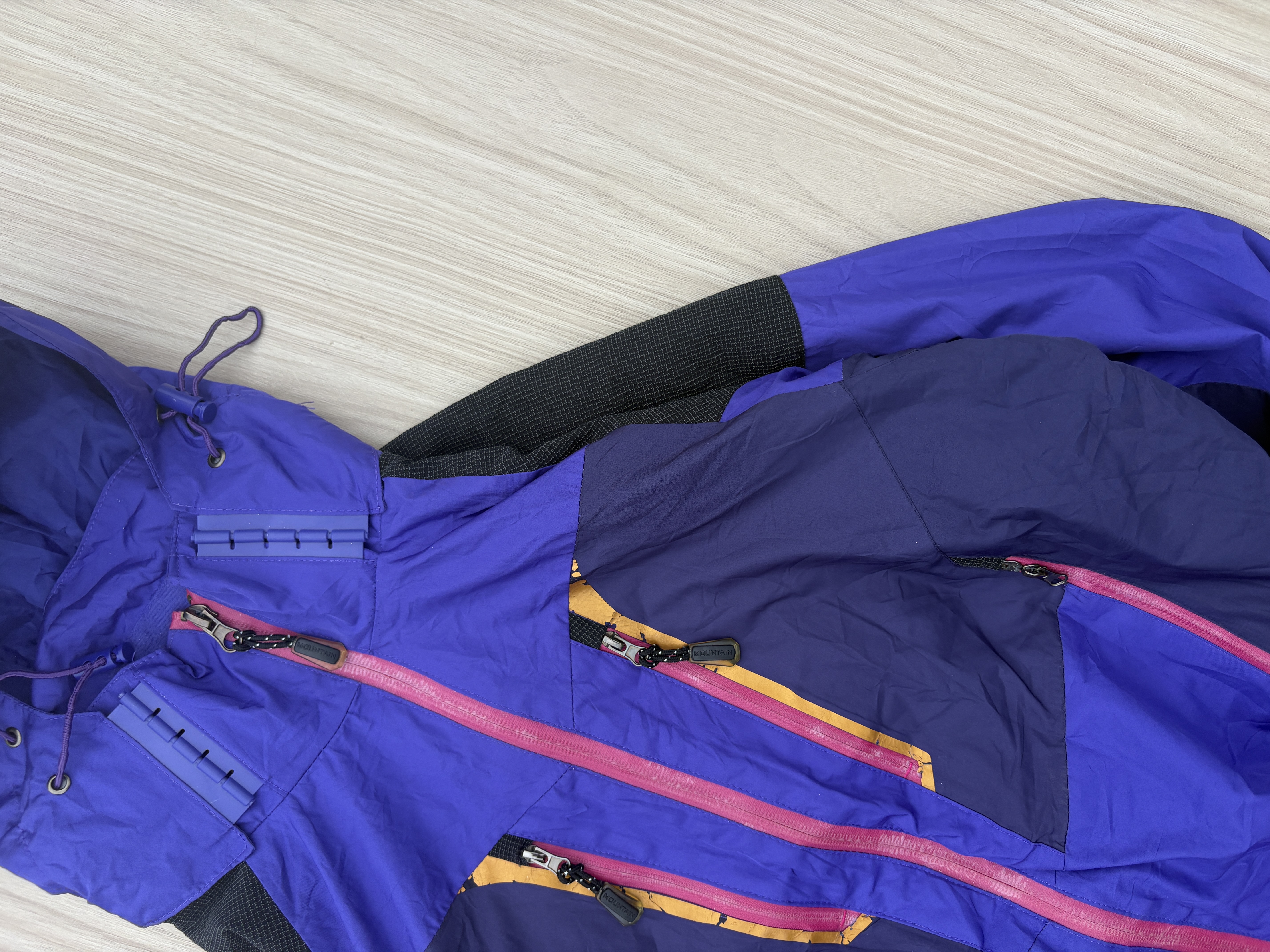 Extreme Gorpcore Wind - Breaker