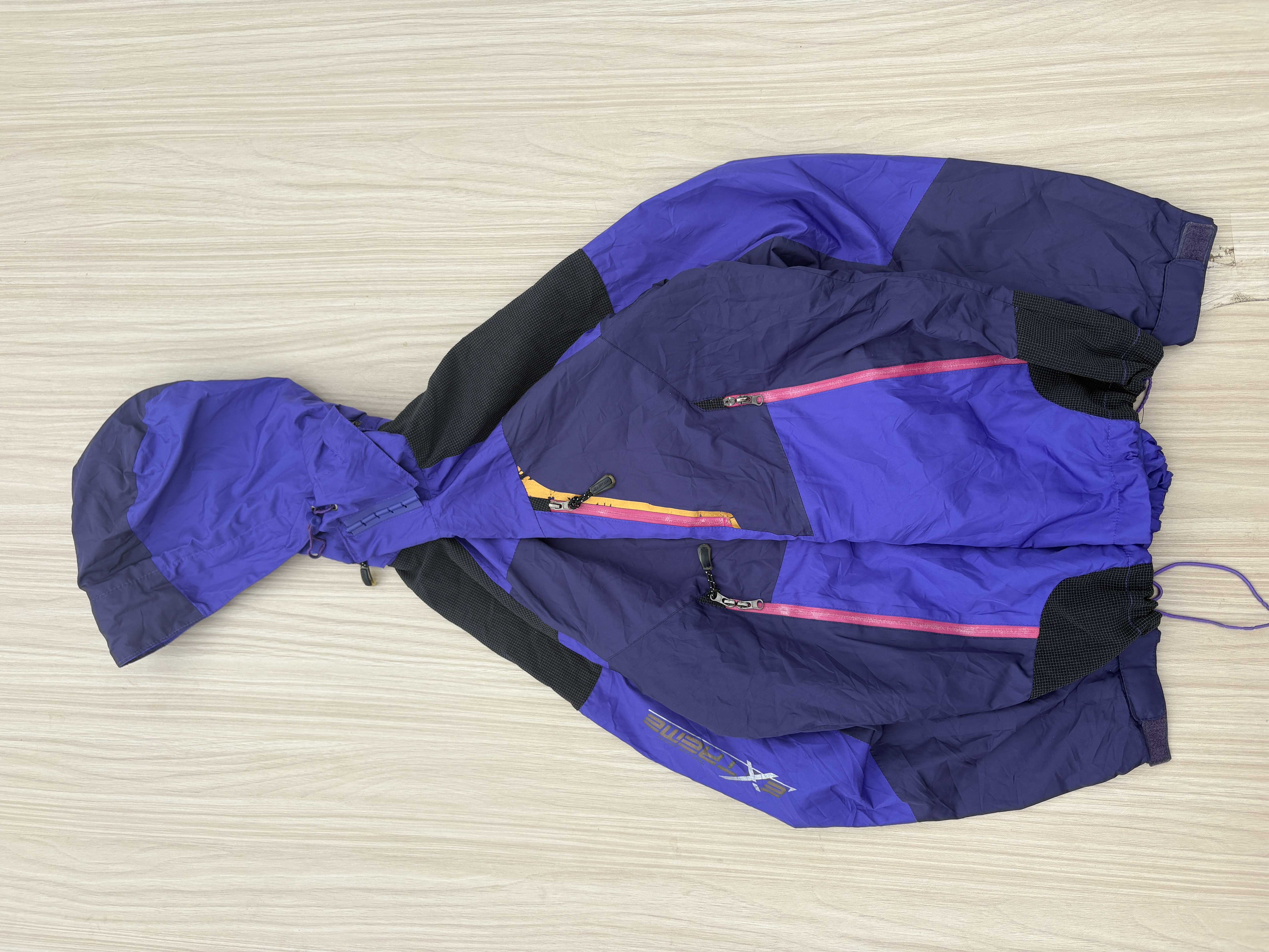 Extreme Gorpcore Wind - Breaker