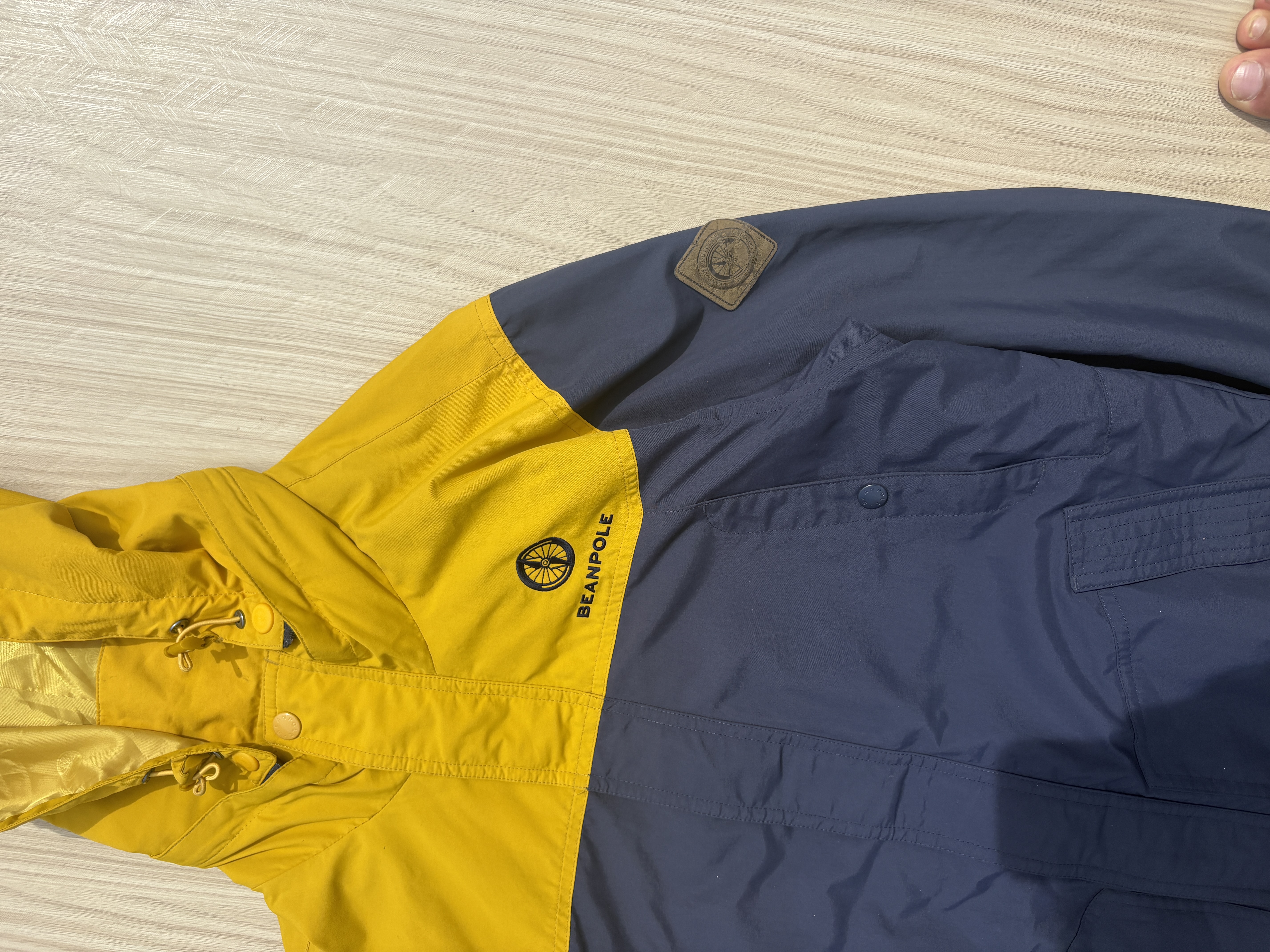 Bean Pole Gorpcore Wind-Breaker