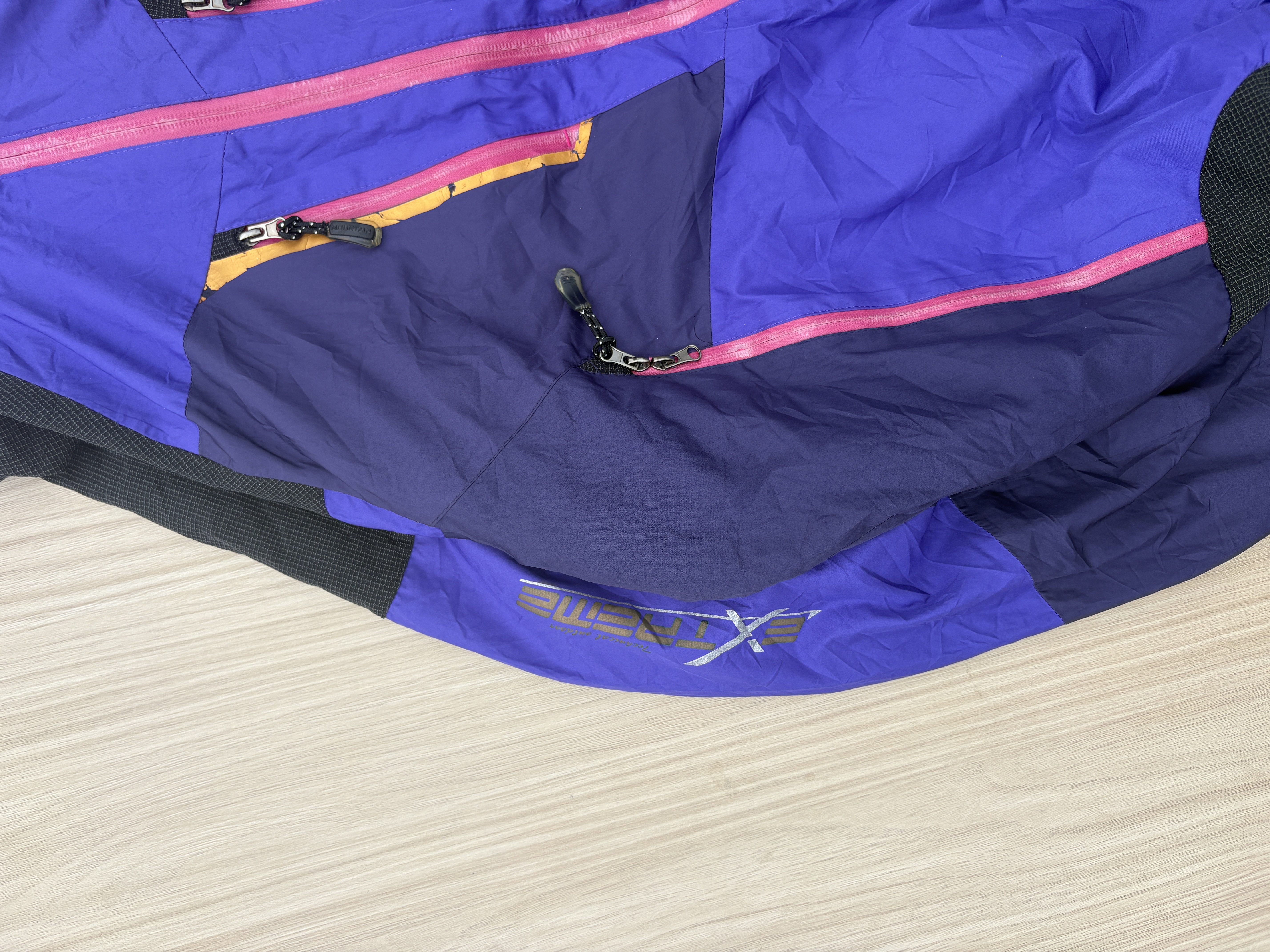 Extreme Gorpcore Wind - Breaker