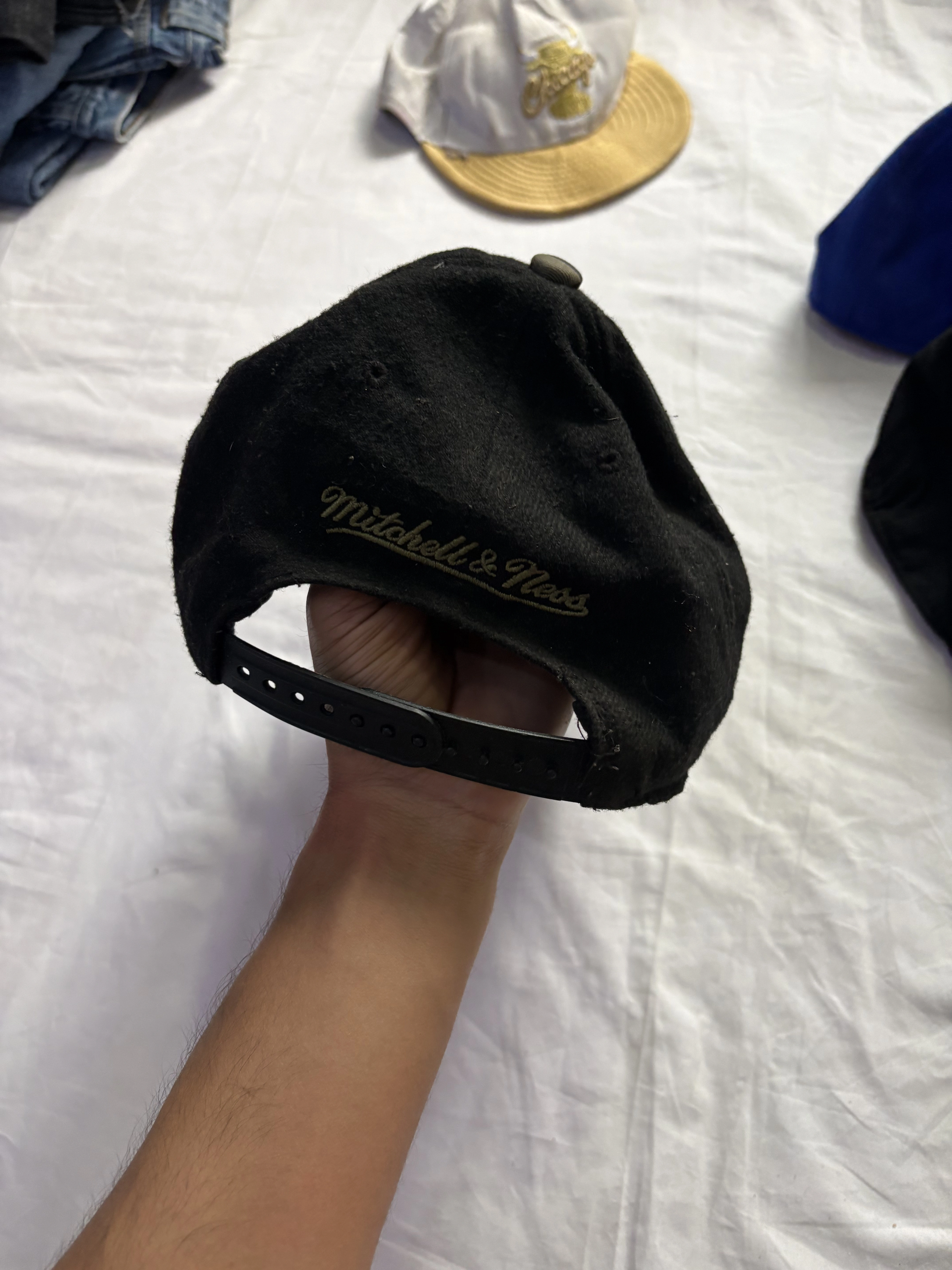 Chicago Bulls Mitchell & Ness Curved Brim Cap