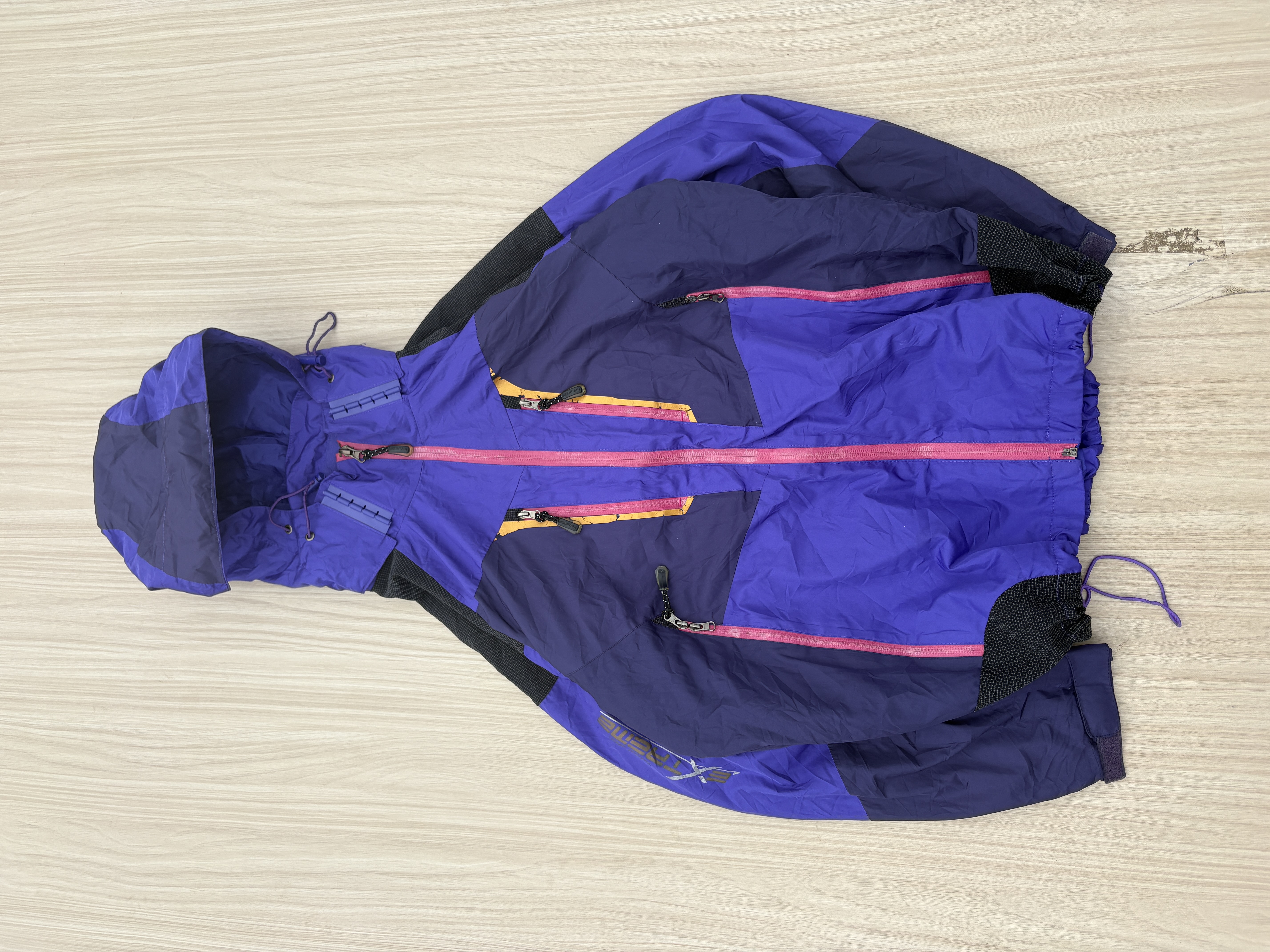 Extreme Gorpcore Wind - Breaker