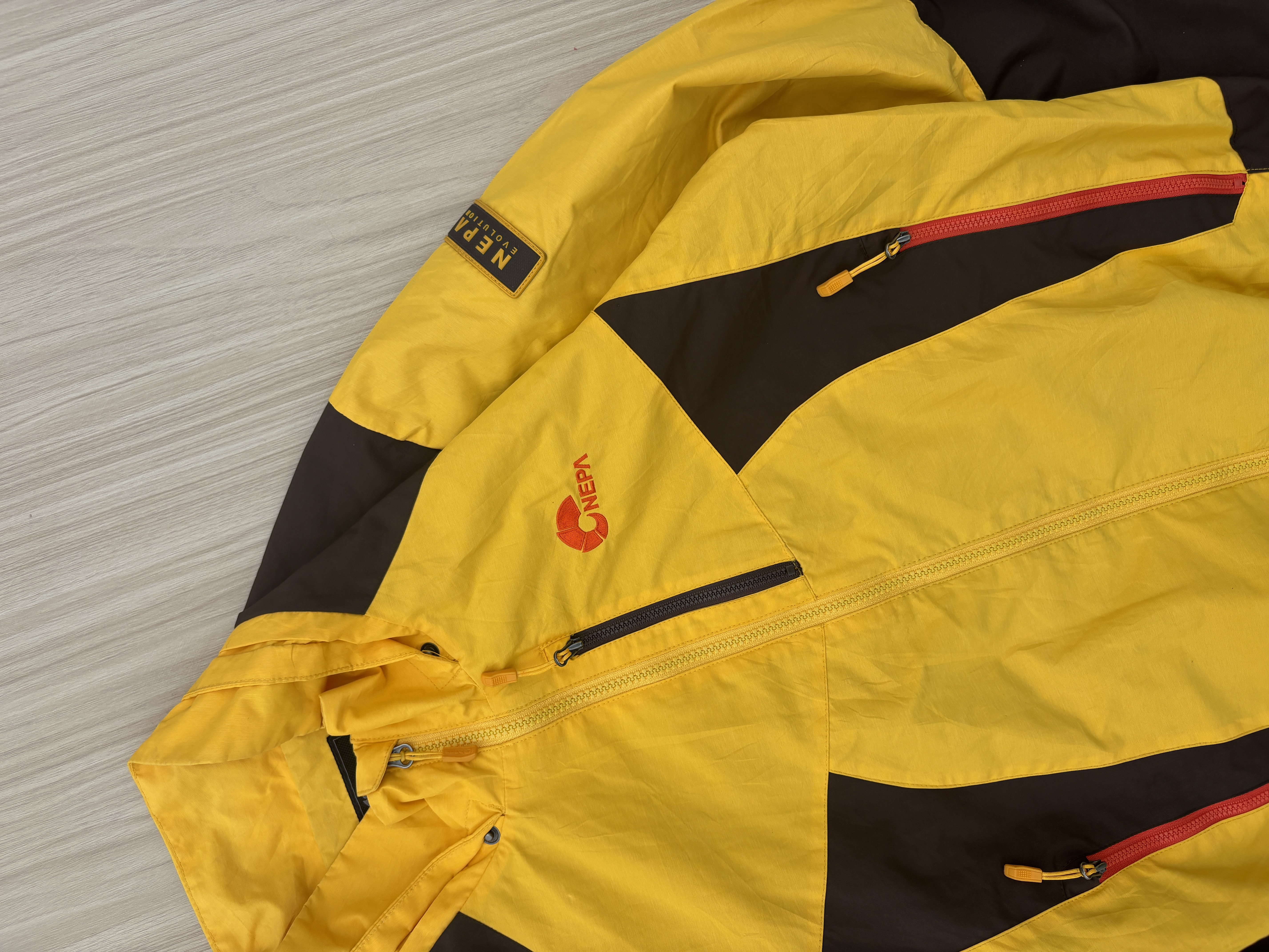 NEPA Gorpcore Wind-Breaker 