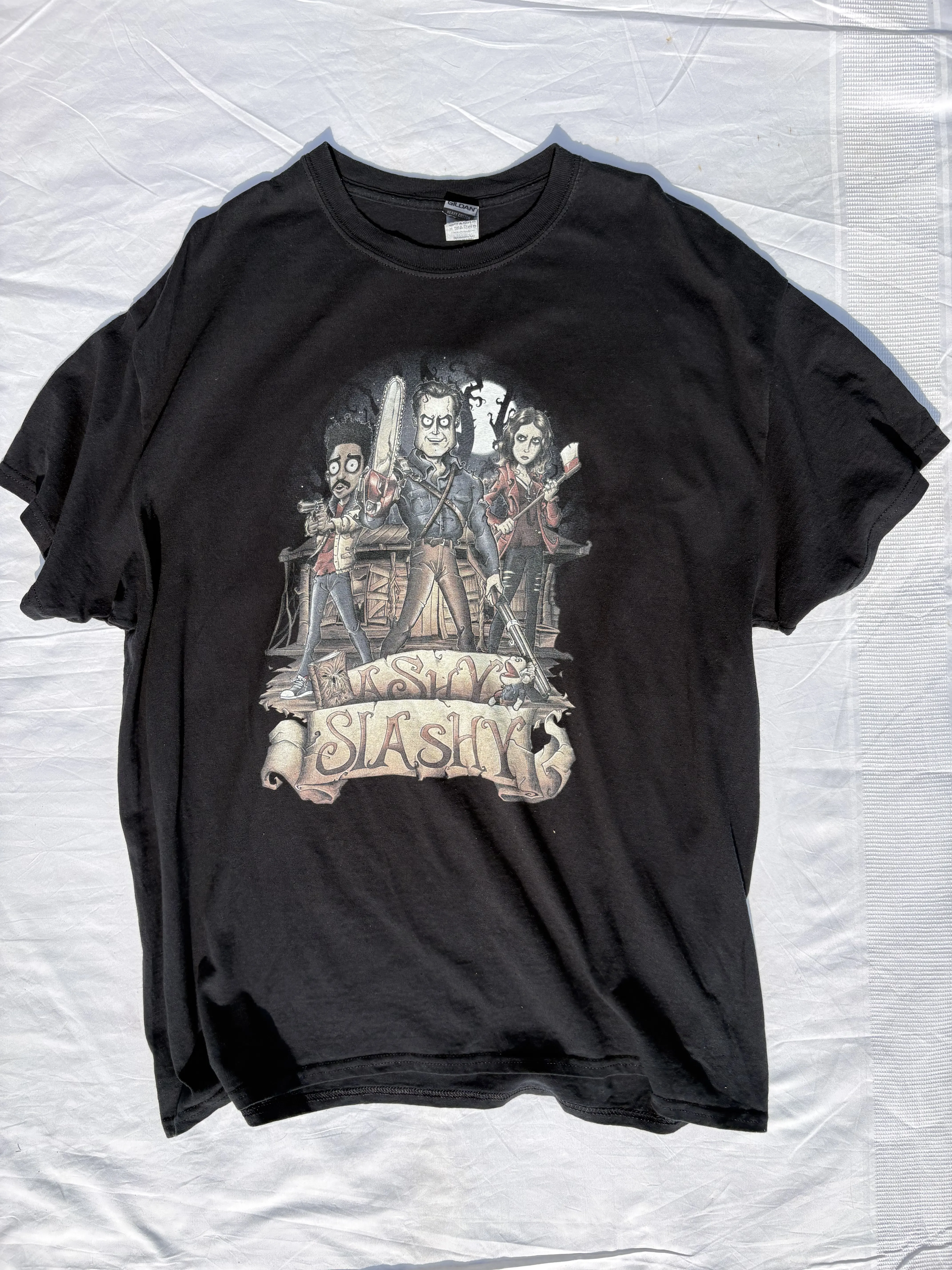 Gildan Ash Vs Evil Dead Graphic T-shirt (XL)