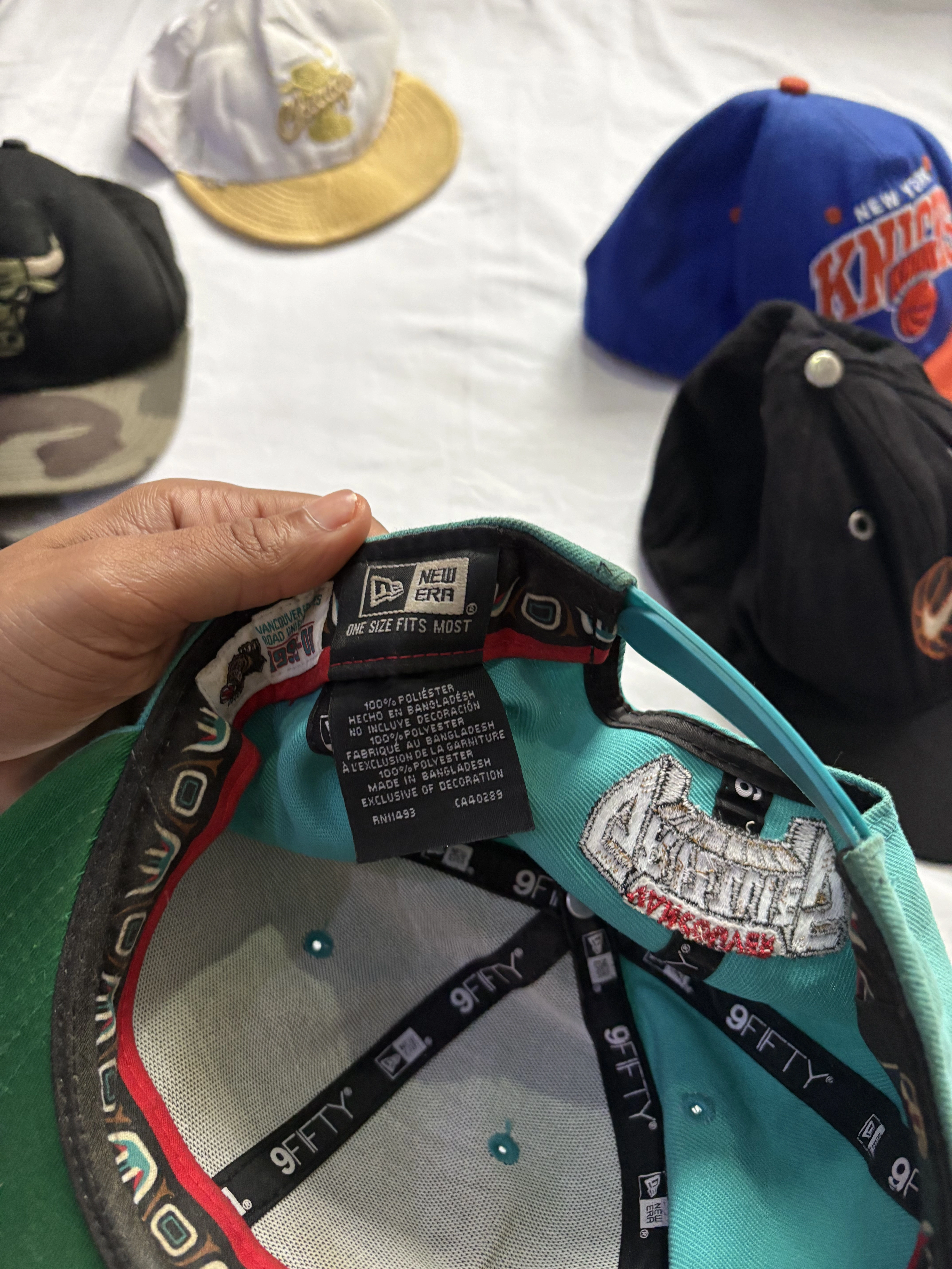 Vintage Vancouver Grizzlies New Era 9FIFTY Snapback.