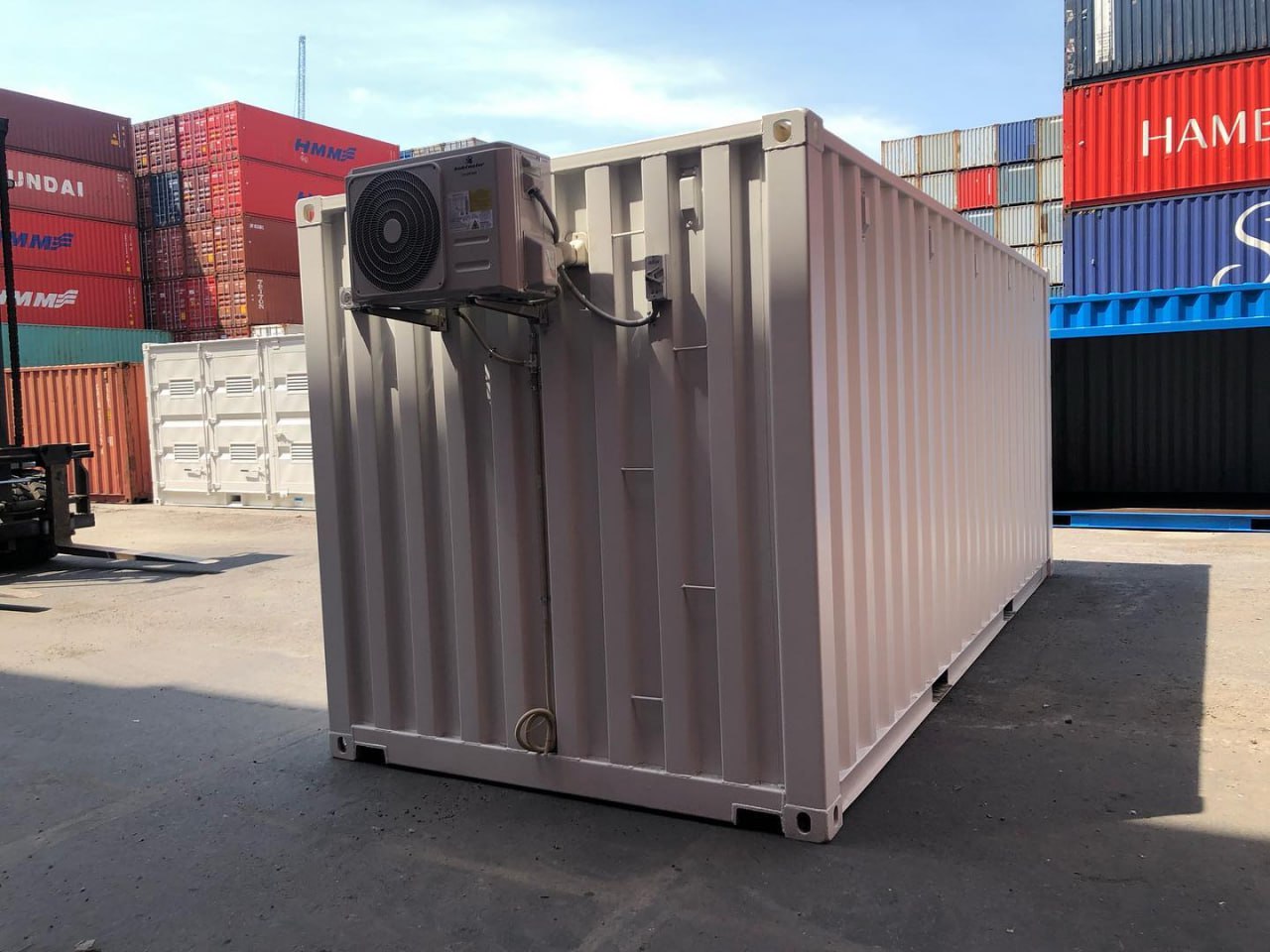 Refrigerated Shipping Container