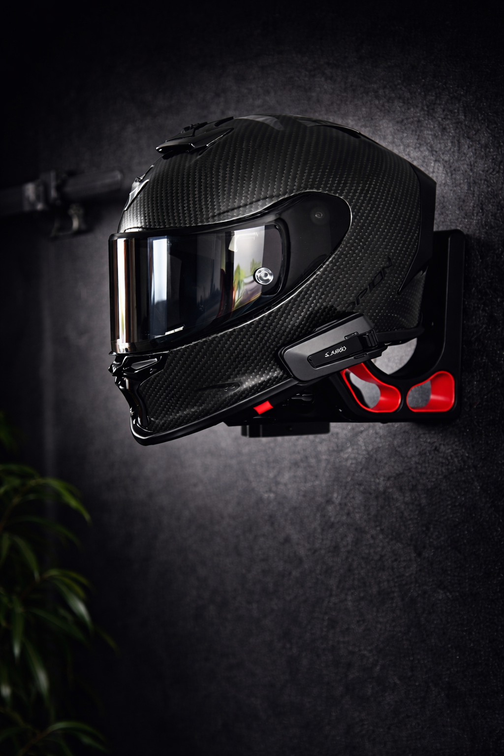 Porta casco da parete