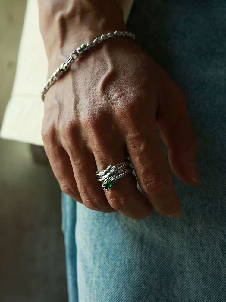Emerald Serpent Ring