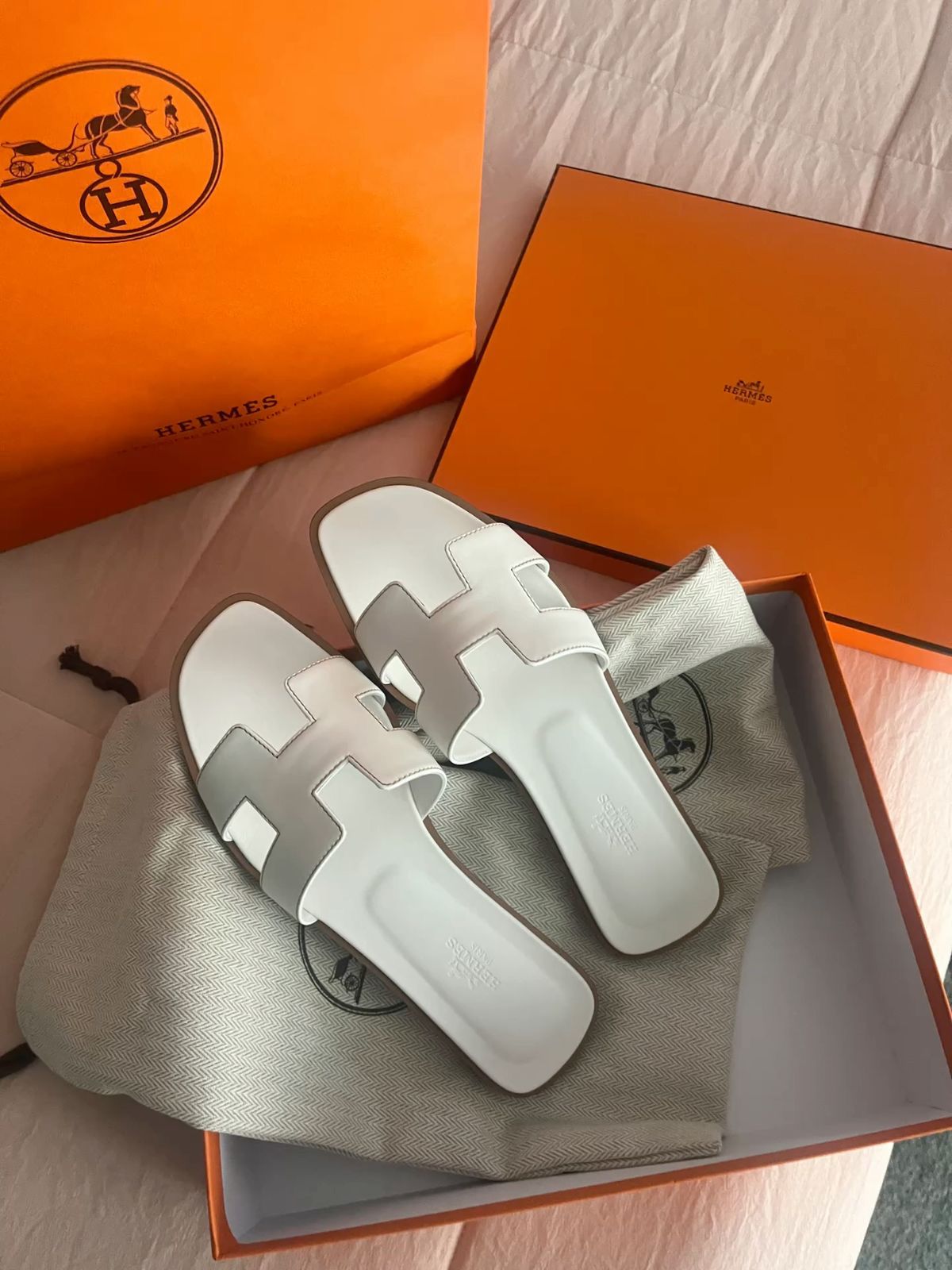 Hermès Oran White Sandals