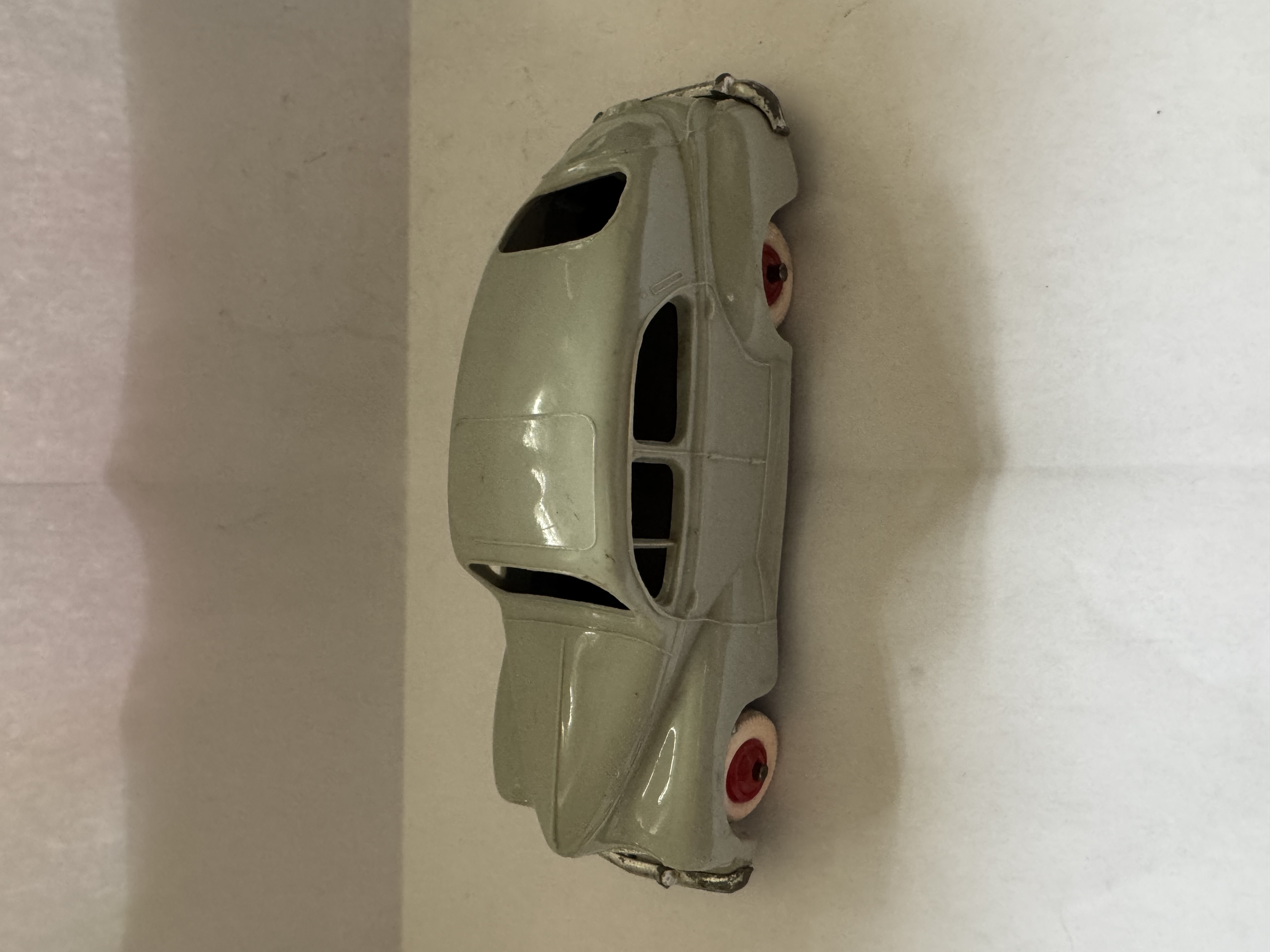 Voiture miniature vintage