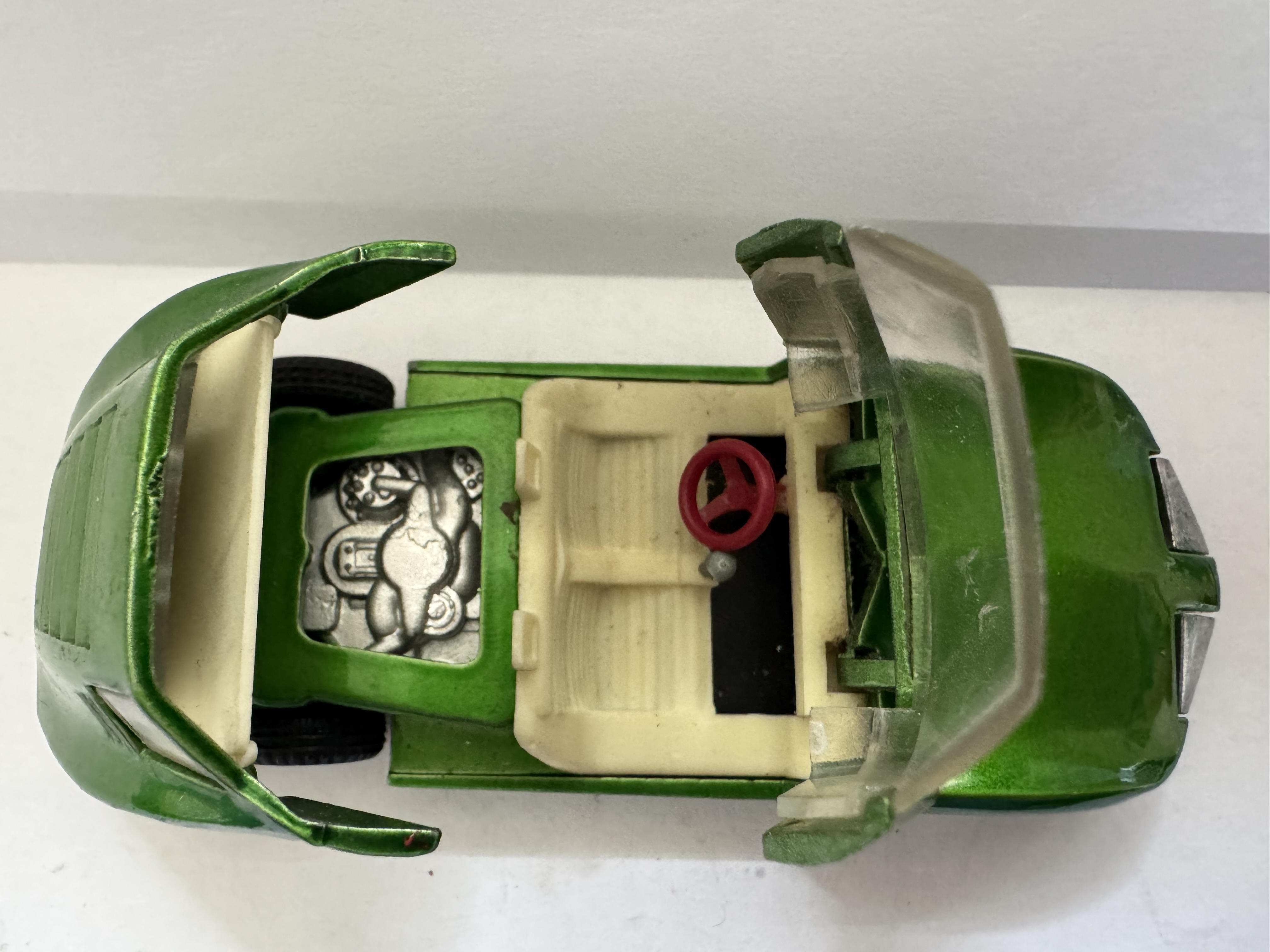 Voiture miniature verte