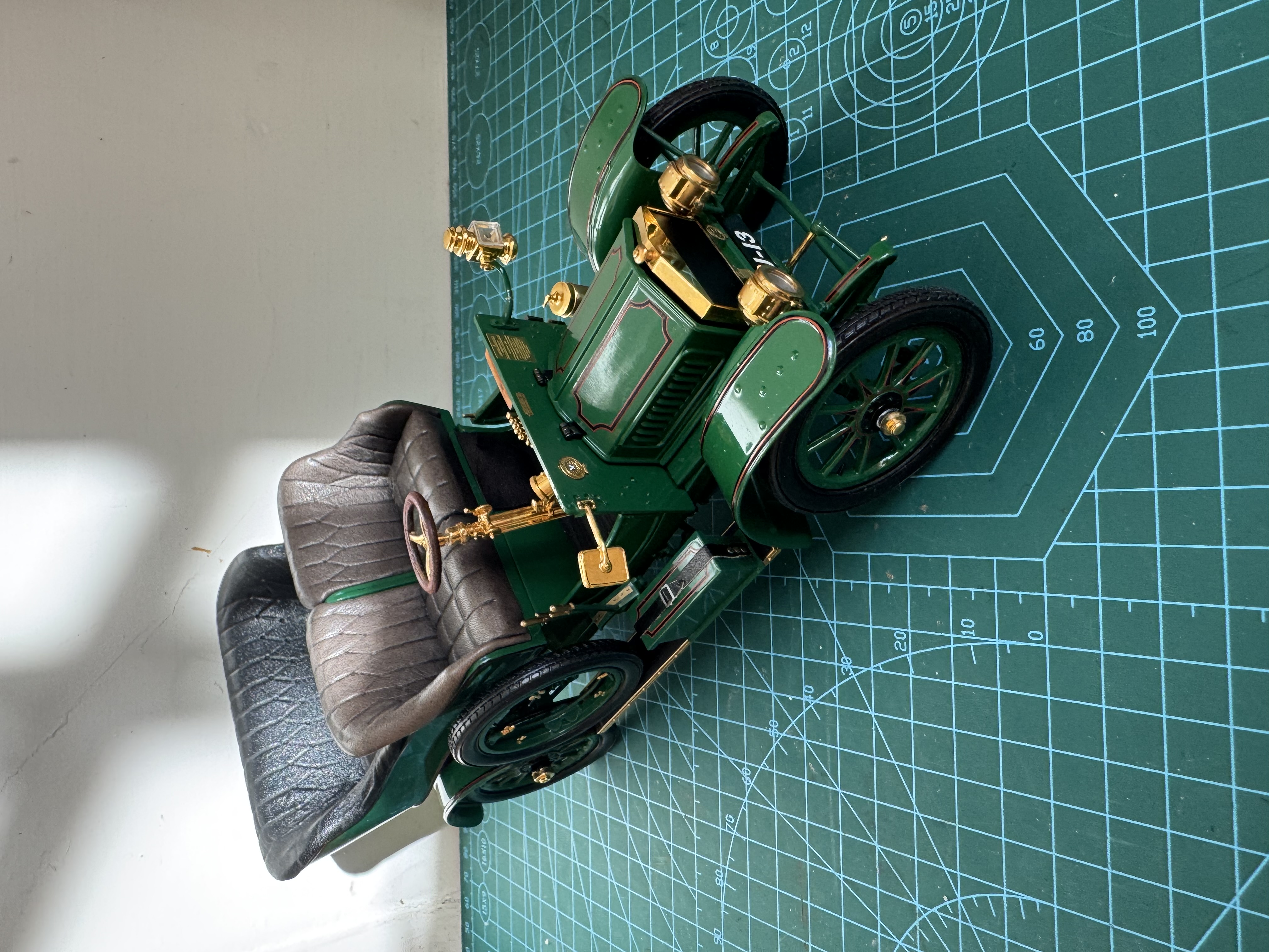voiture Franklin ROLLS-ROYCE 10 HP POPULAIRE 1905 1/18 Médaille & Franklin