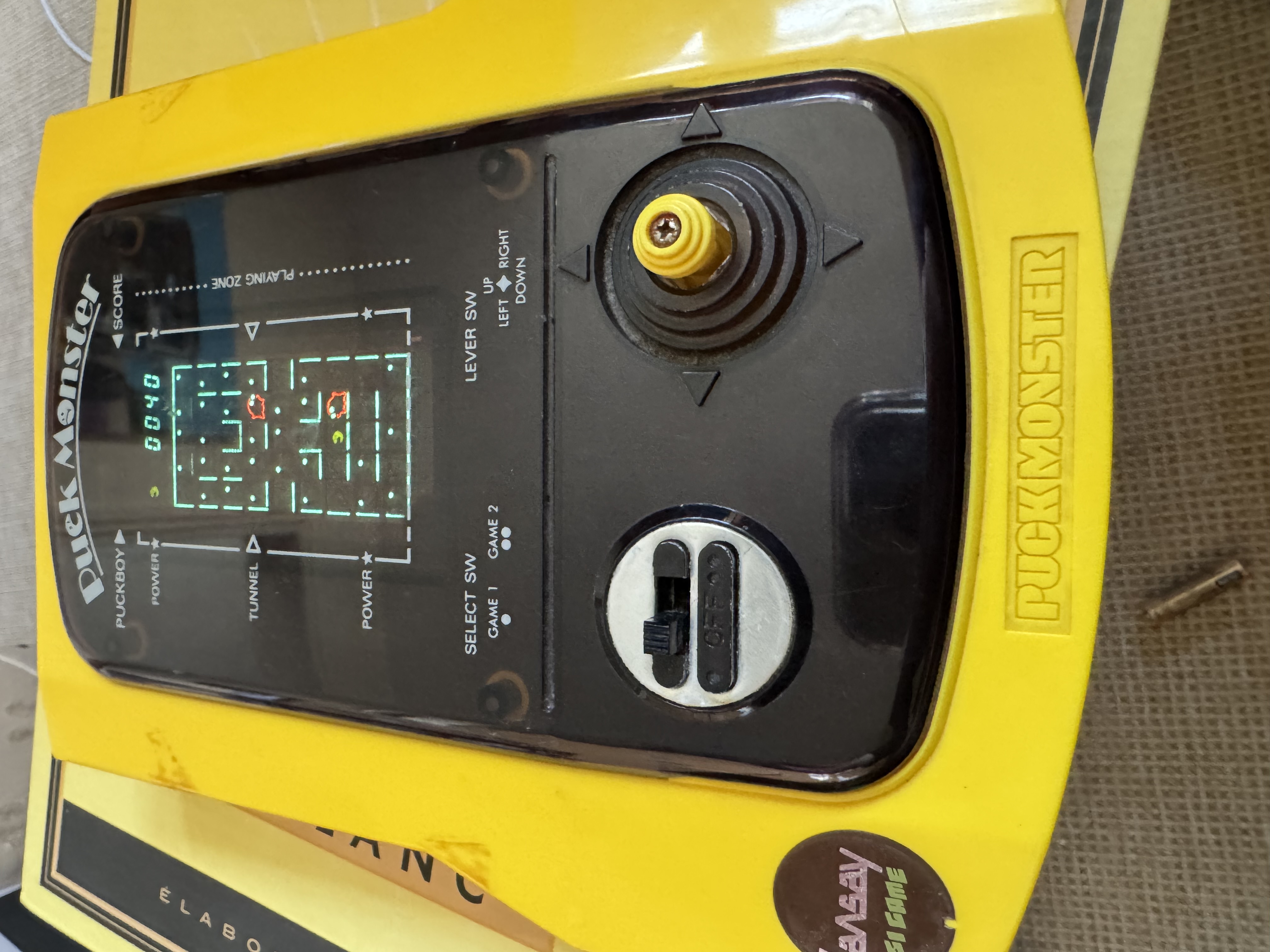Console rétro Duck Monster