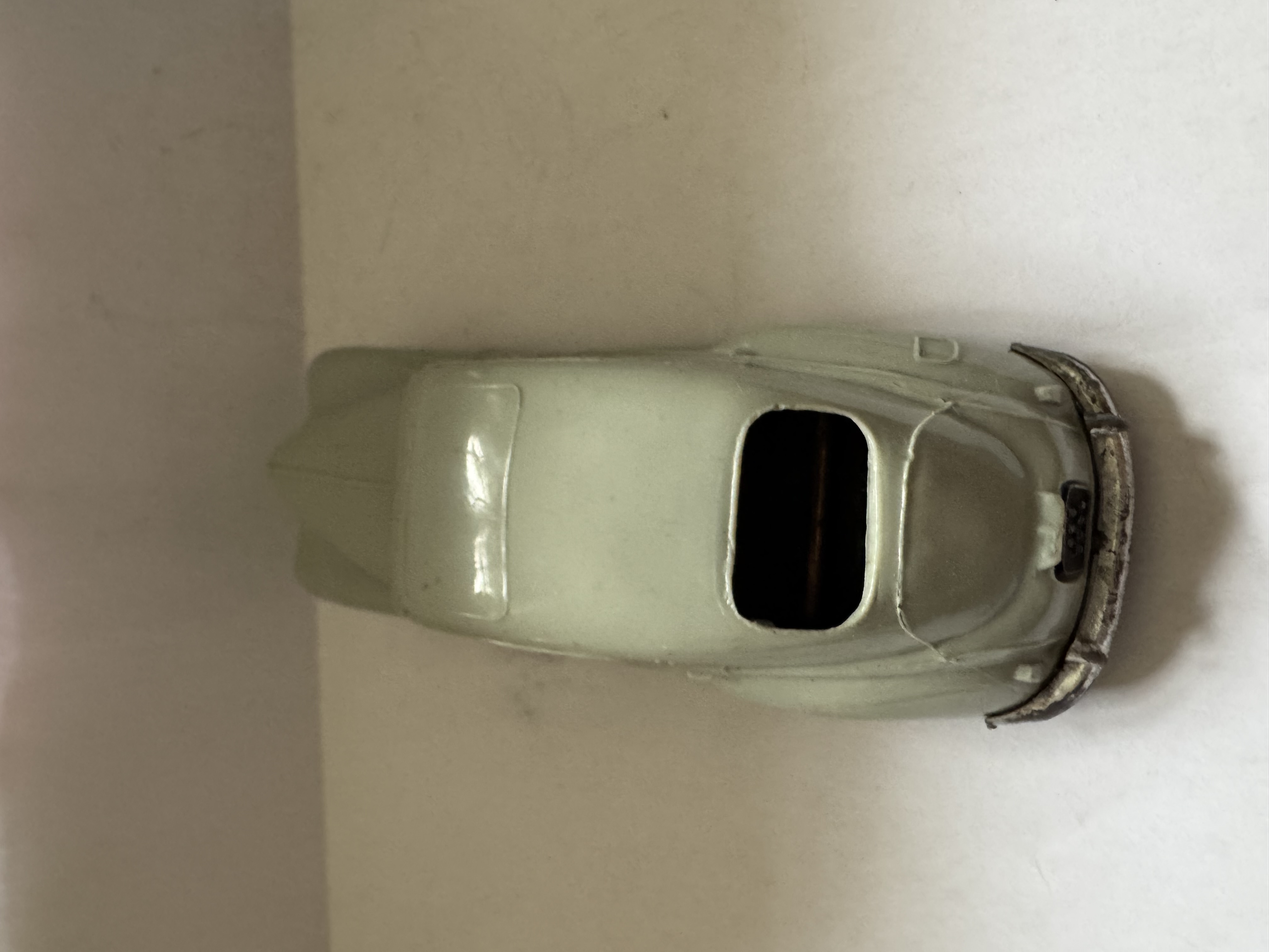 Voiture miniature vintage