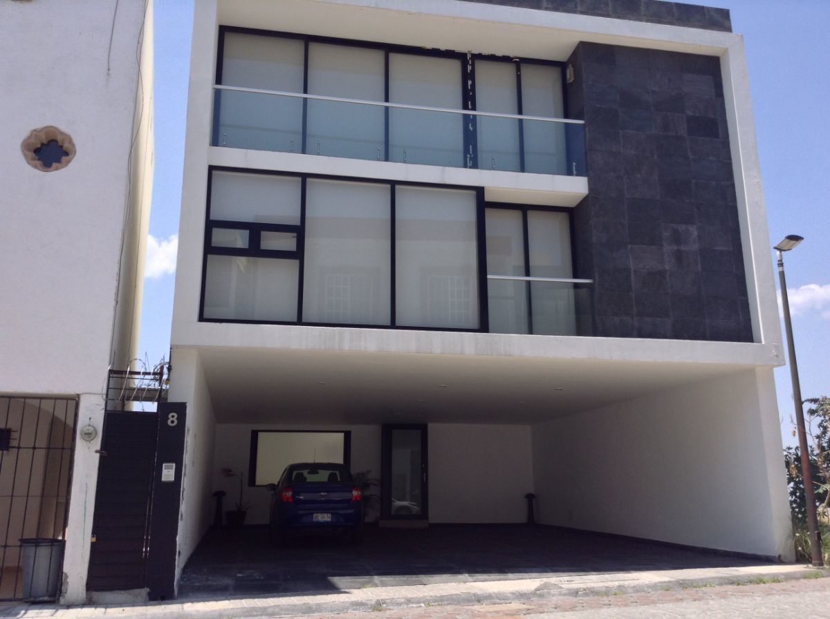 EDIFICIO EN VENTA EN MILENIO III