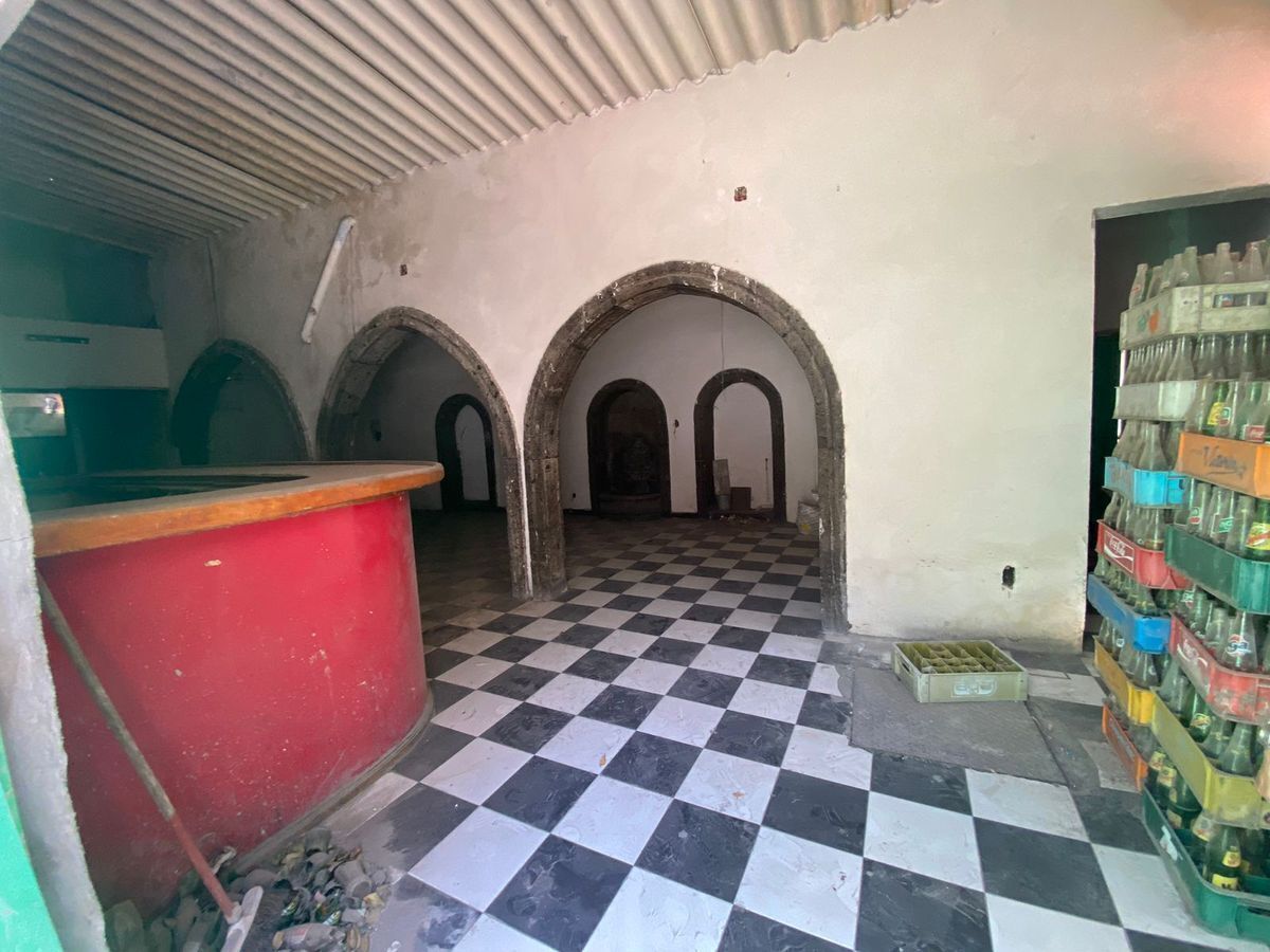 LOCAL COMERCIAL EN COL. ESPAÑA, QUERÉTARO