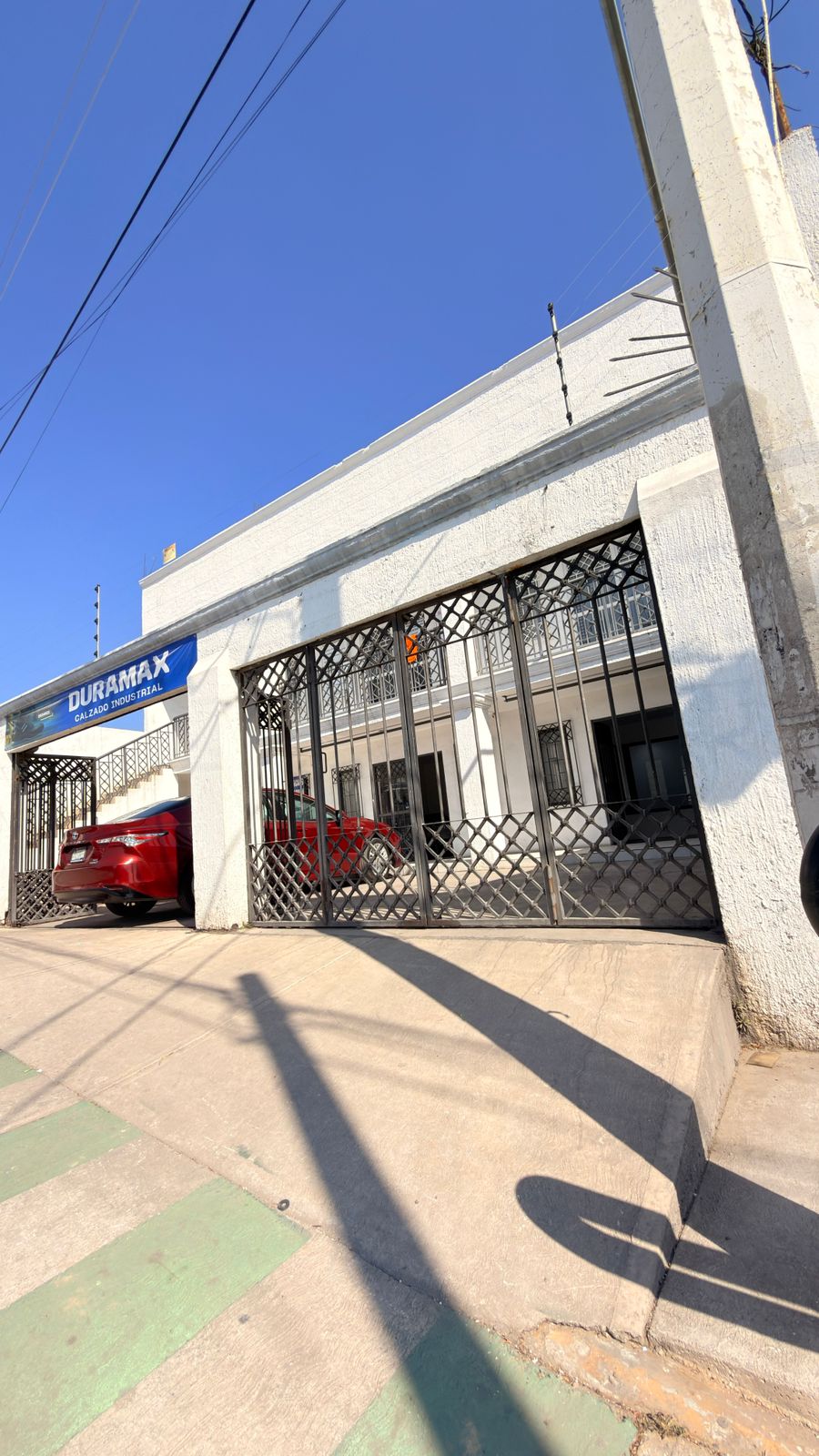 LOCAL COMERICAL EN RENTA, CERCA DEL TEPE