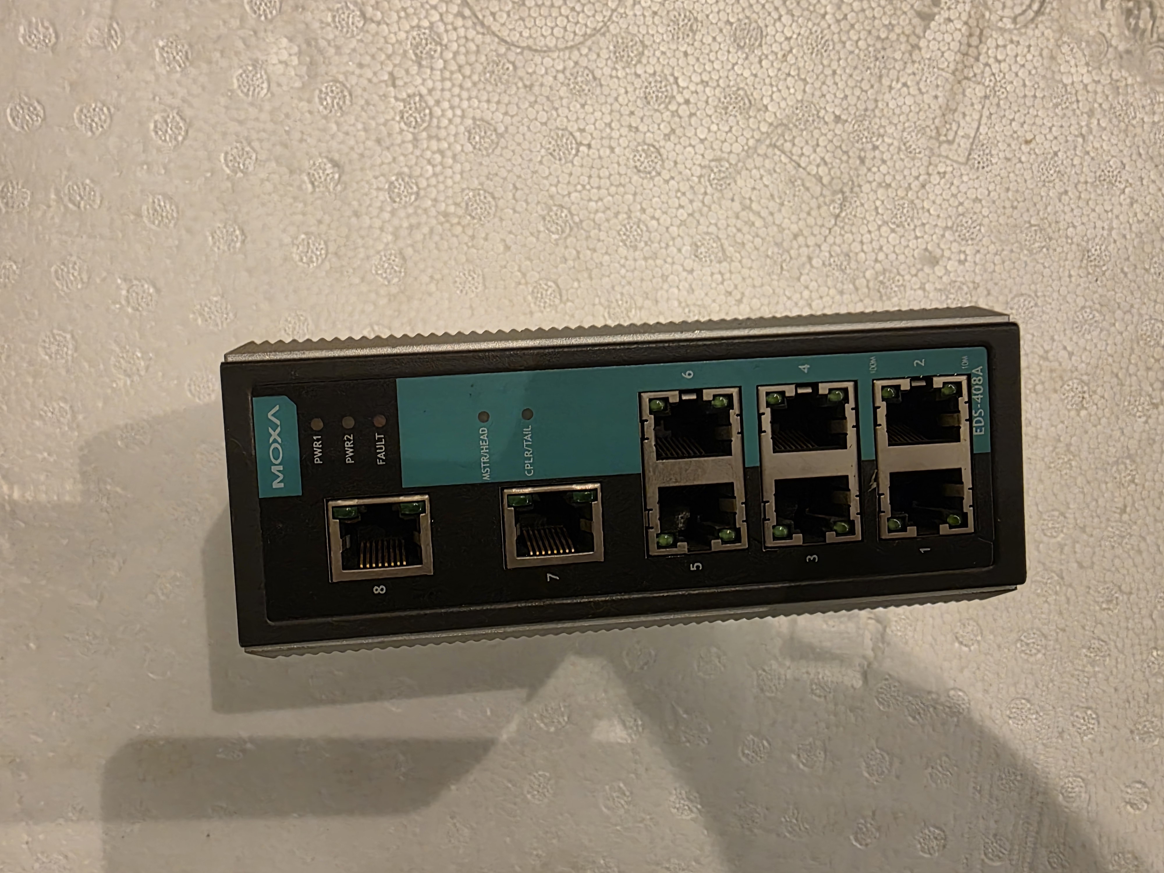 LAN SWITCH MOXA EDS-408A