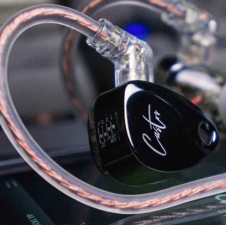 Audifonos Kz Castor BASS EDITION 4 Drivers con Microfono Harmam con ecualizador de color negro