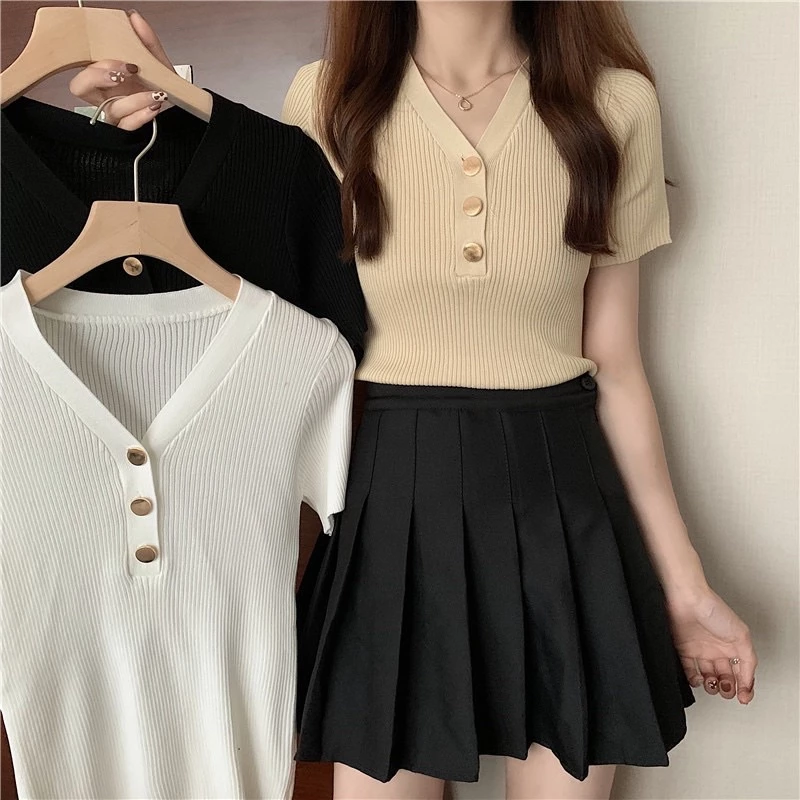 Buttoned Ribbed Knit Top